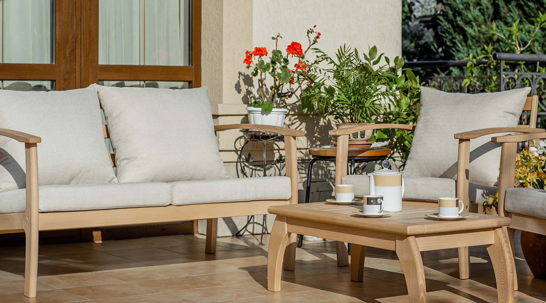 Меблі для балкону