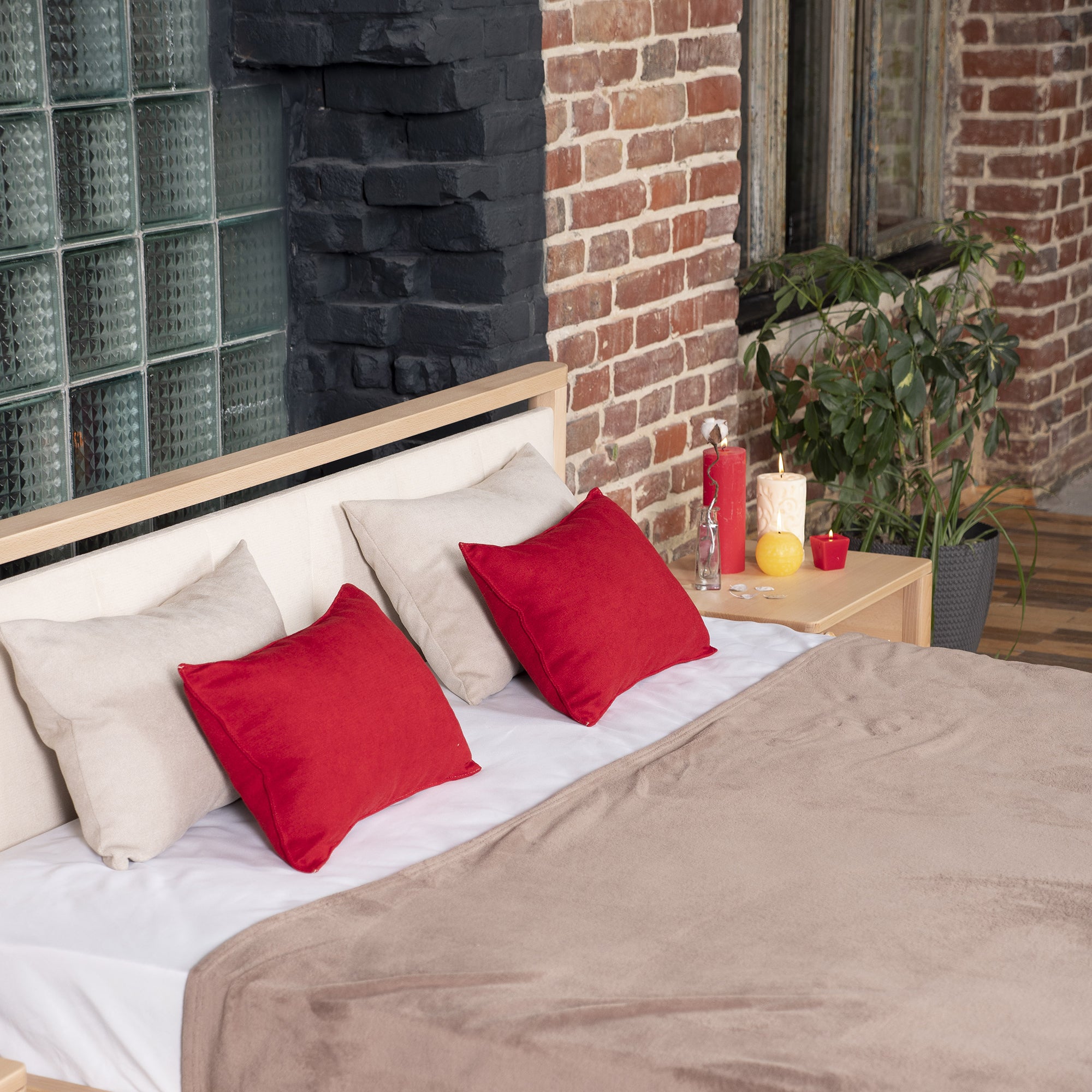 спальні ліжка