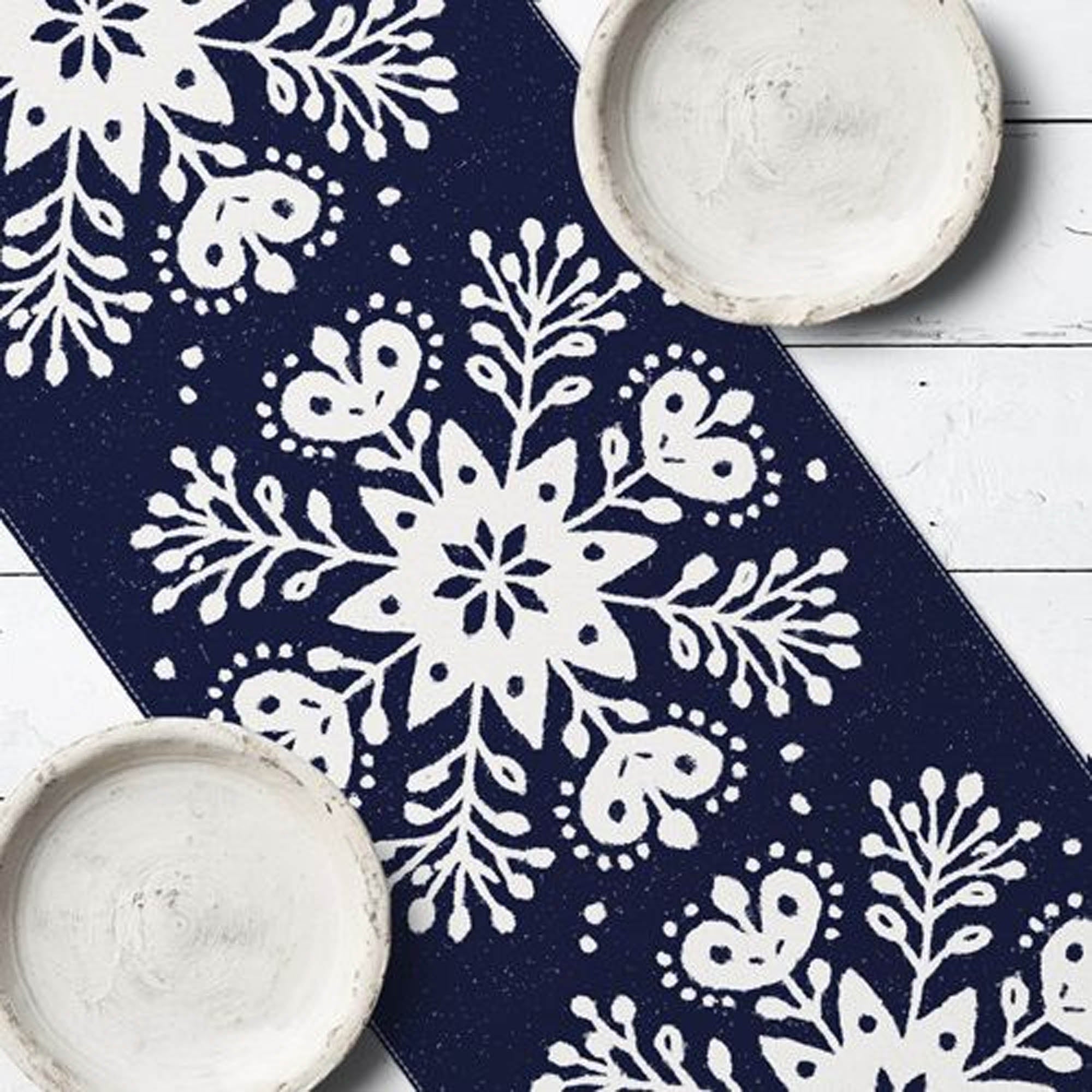 Доріжка на стіл КВІТКОВІ СНІЖИНКИ