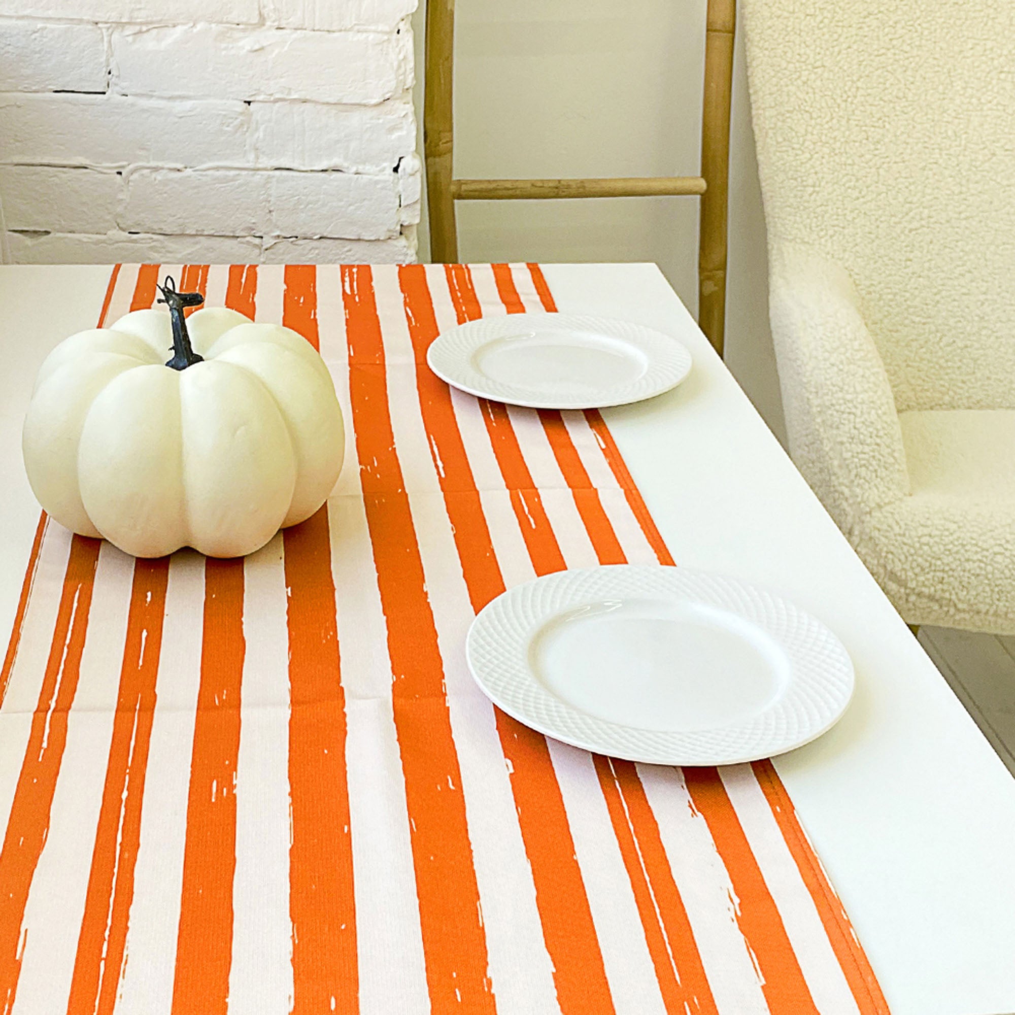 Доріжка на стіл ПОМАРАНЧЕВА СМУЖКА