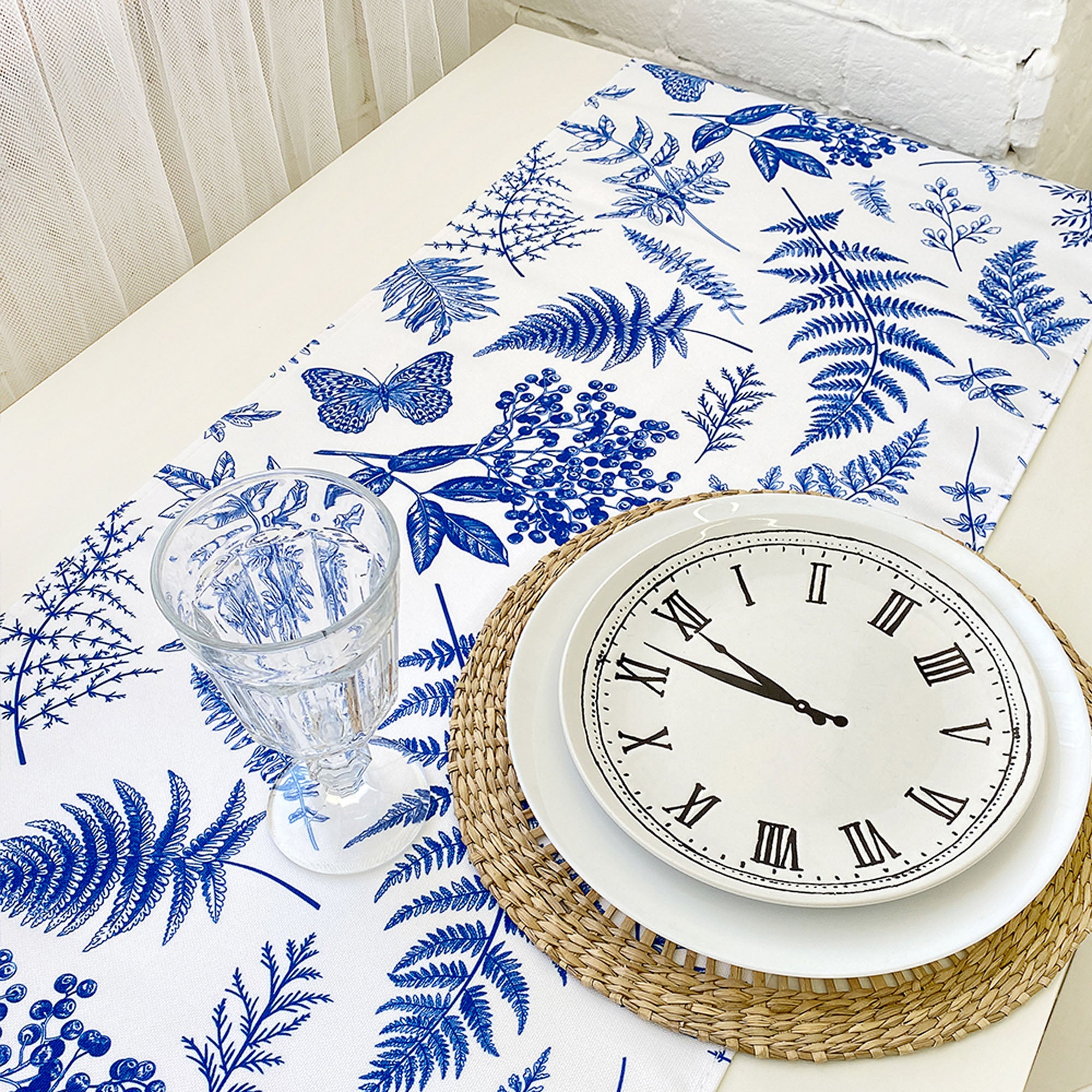 Доріжка на стіл РОСЛИНИ ТА МЕТЕЛИКИ