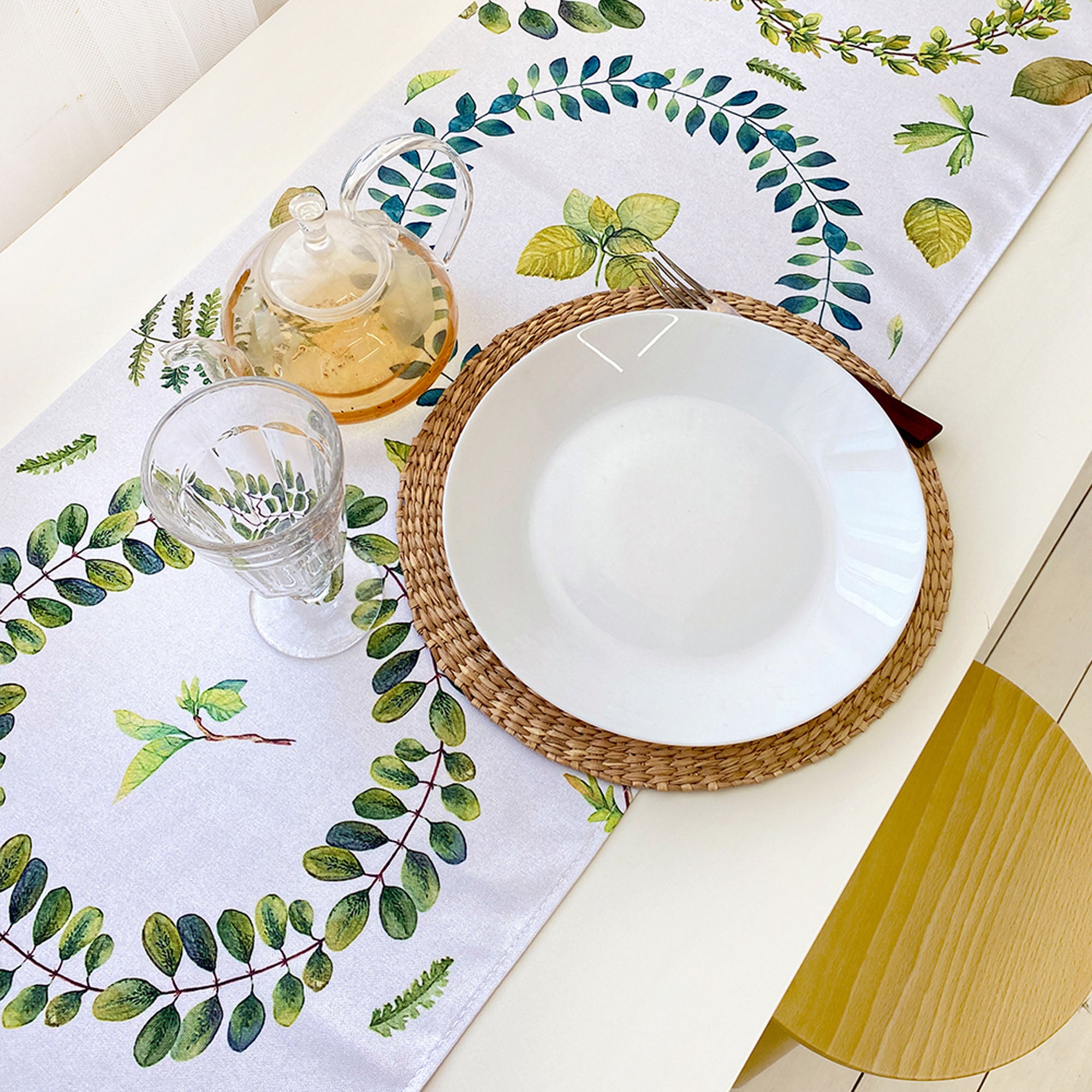 Доріжка на стіл ТРАВЕНЬ