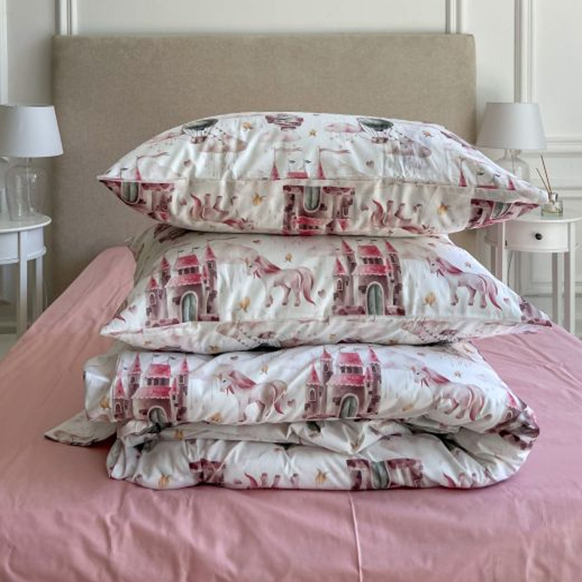 Дитяча постільна білизна WORLD OF UNICORNS, поплін преміум