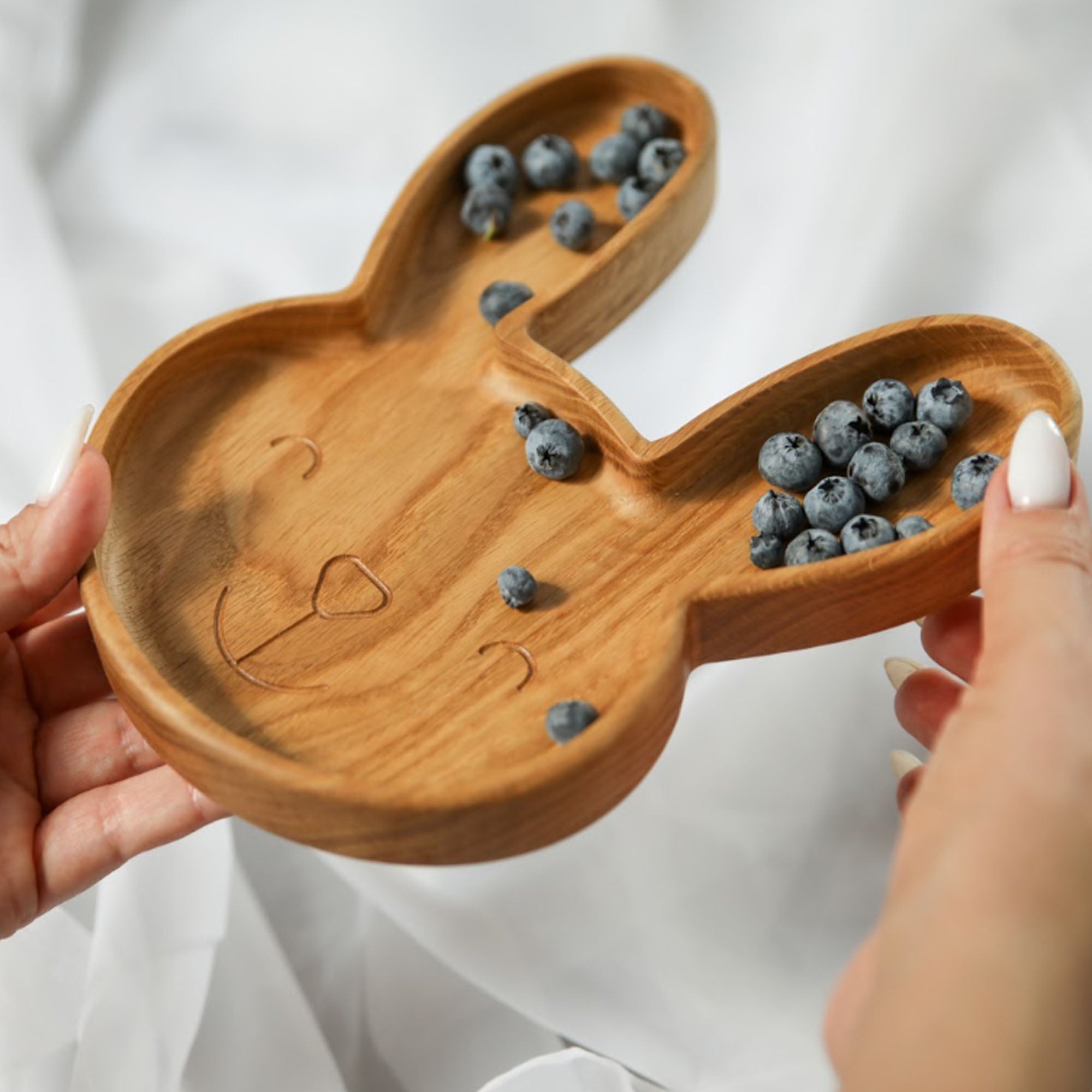 Дитяча тарілка ЗАЙЧИК, з дерева