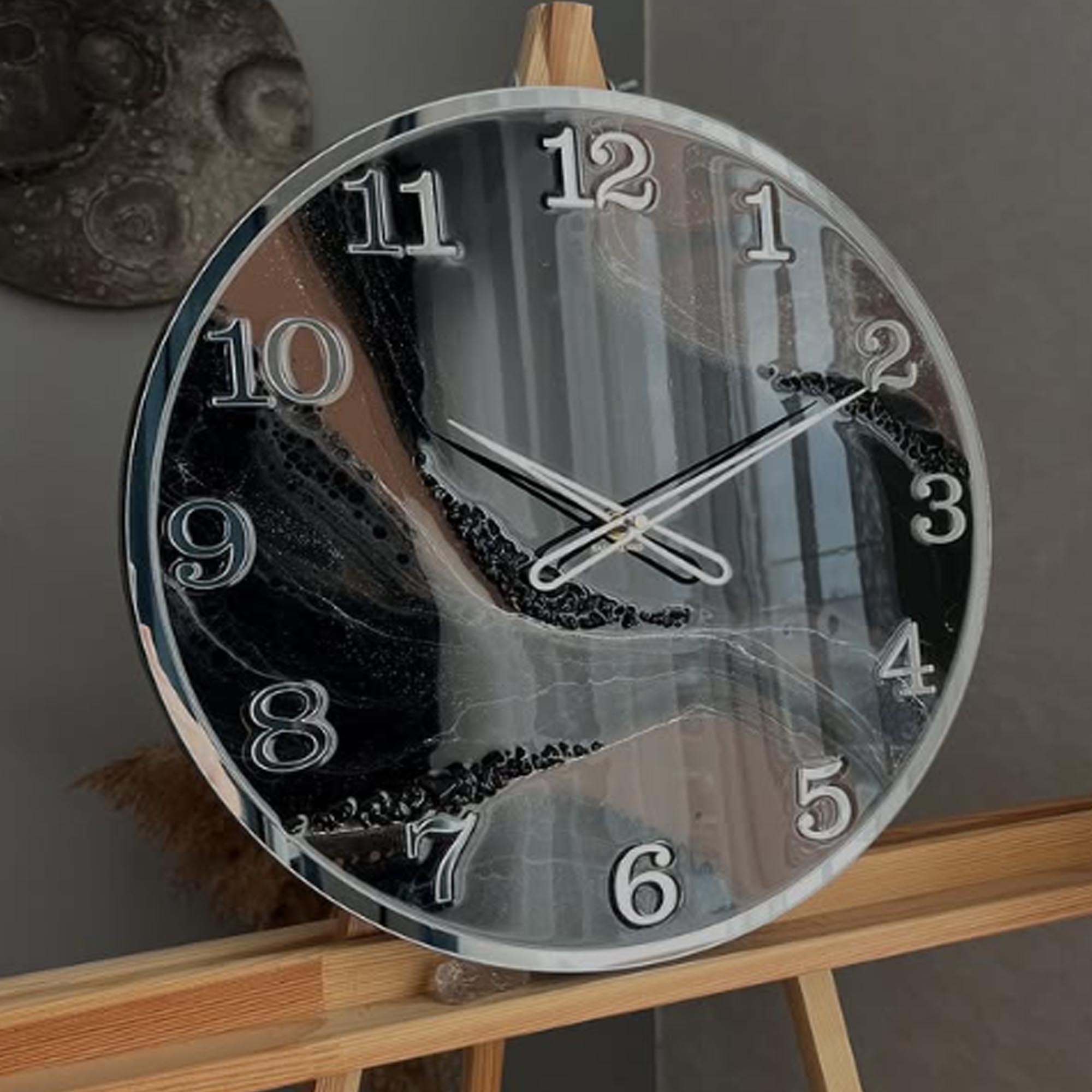 Годинник з епоксидної смоли, чорний з коричневим