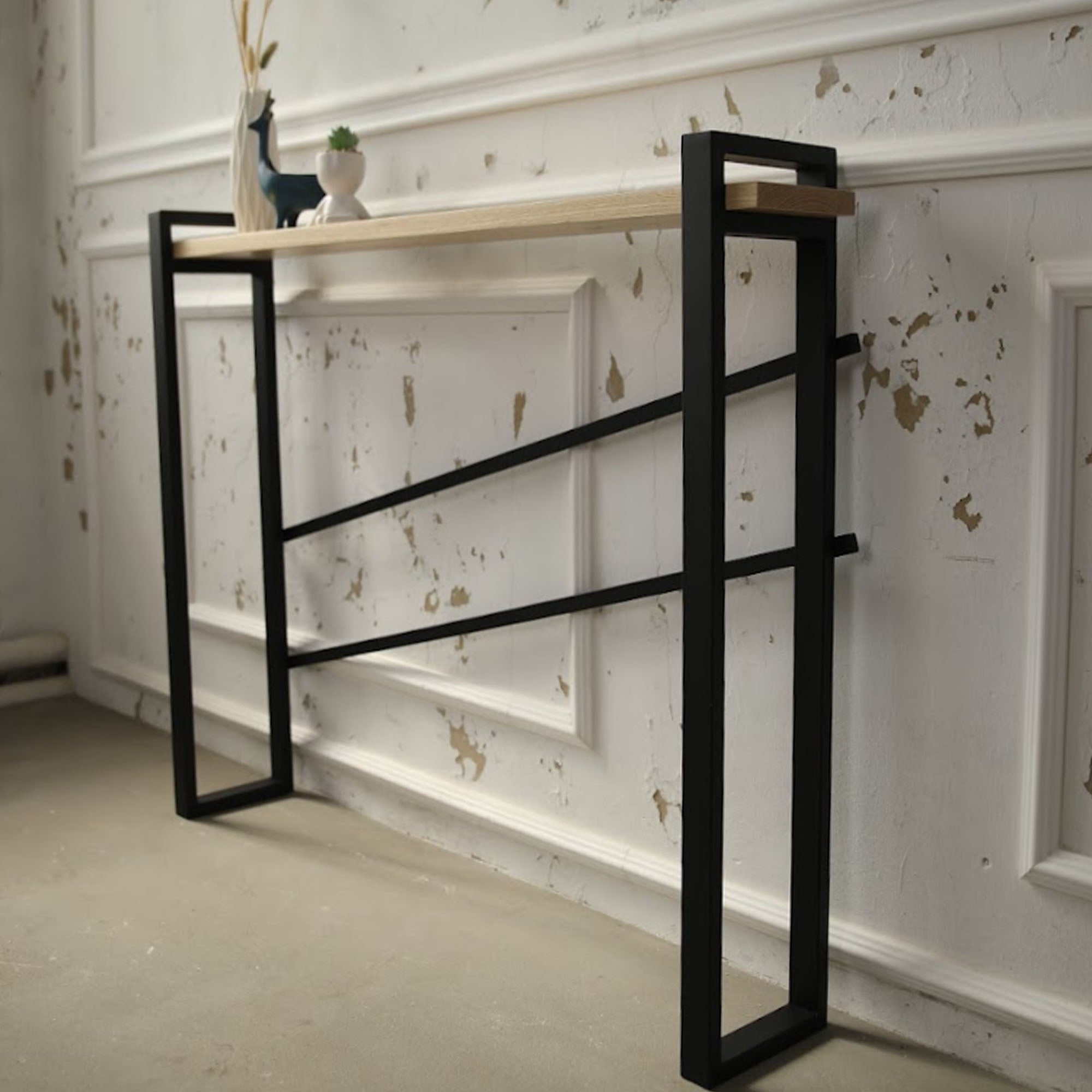 Консоль SLIMCRAFT с линиями