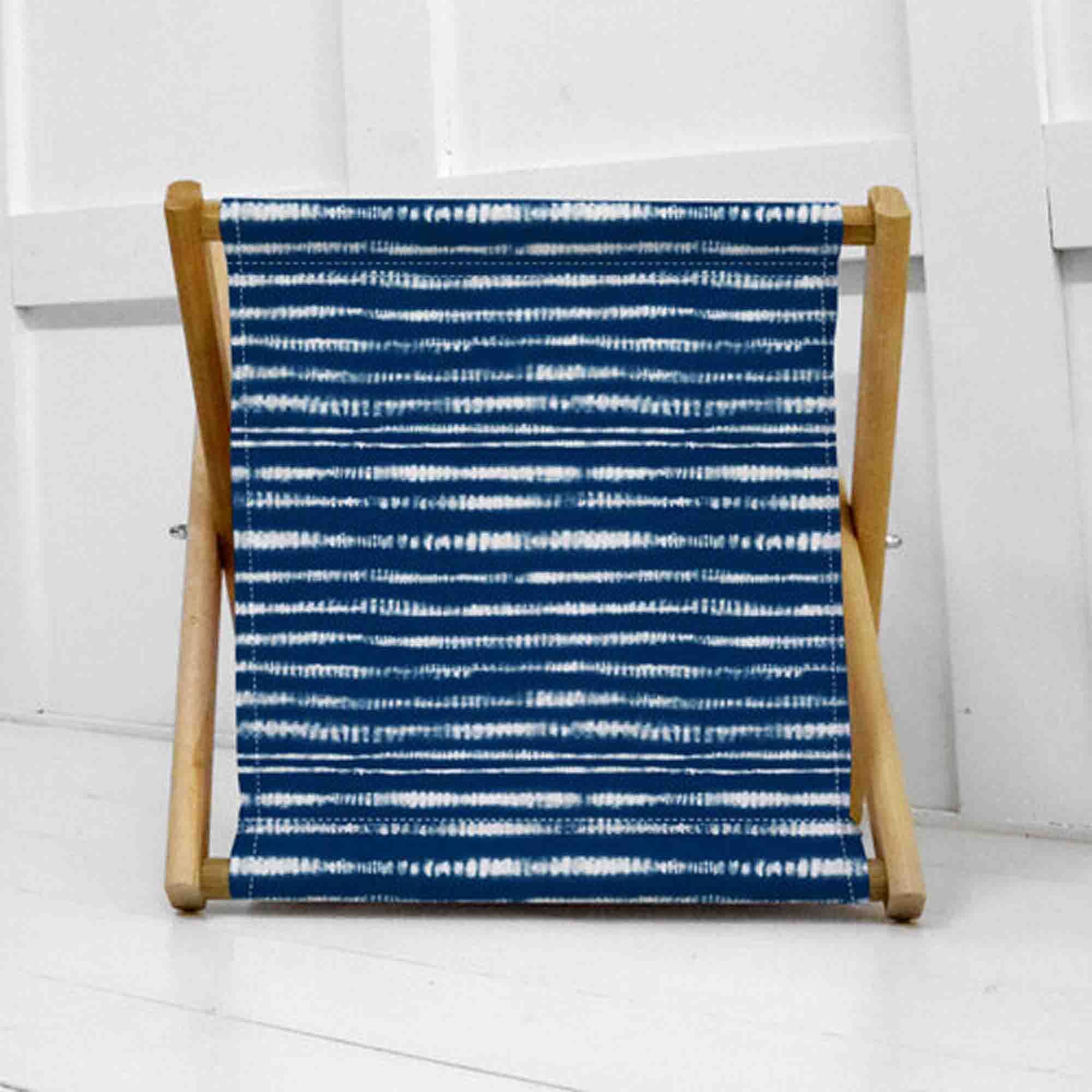 Кошик для зберігання БІЛІ ПОЛОСИ НА СИНЬОМУ ФОНІ - зображення 1