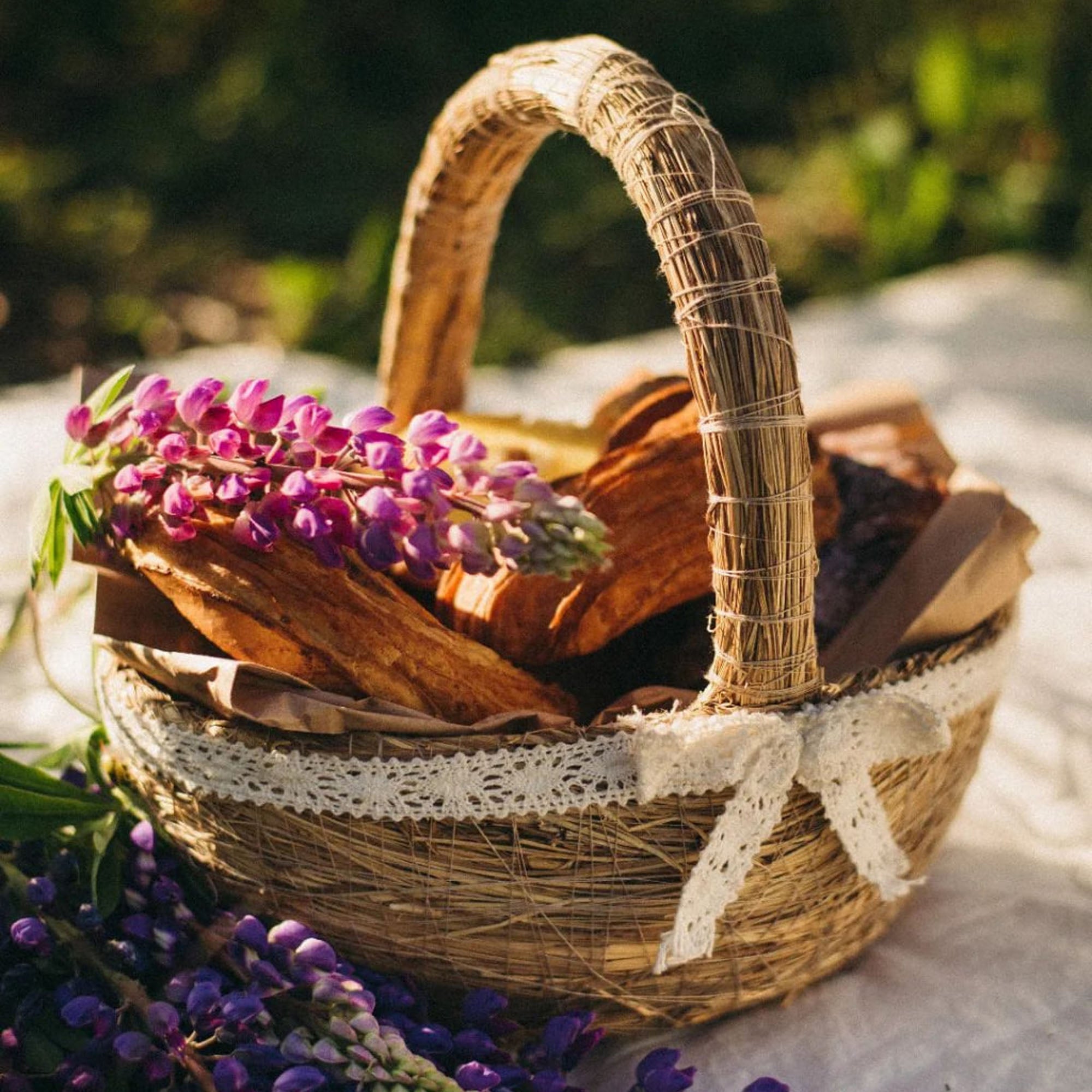 Корзина ОВАЛЬНАЯ из сена