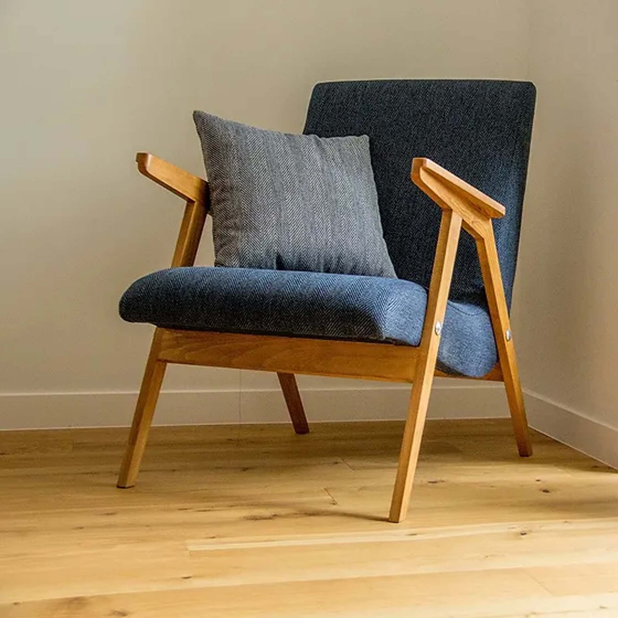 Крісло RONNIE з дуба - зображення 2