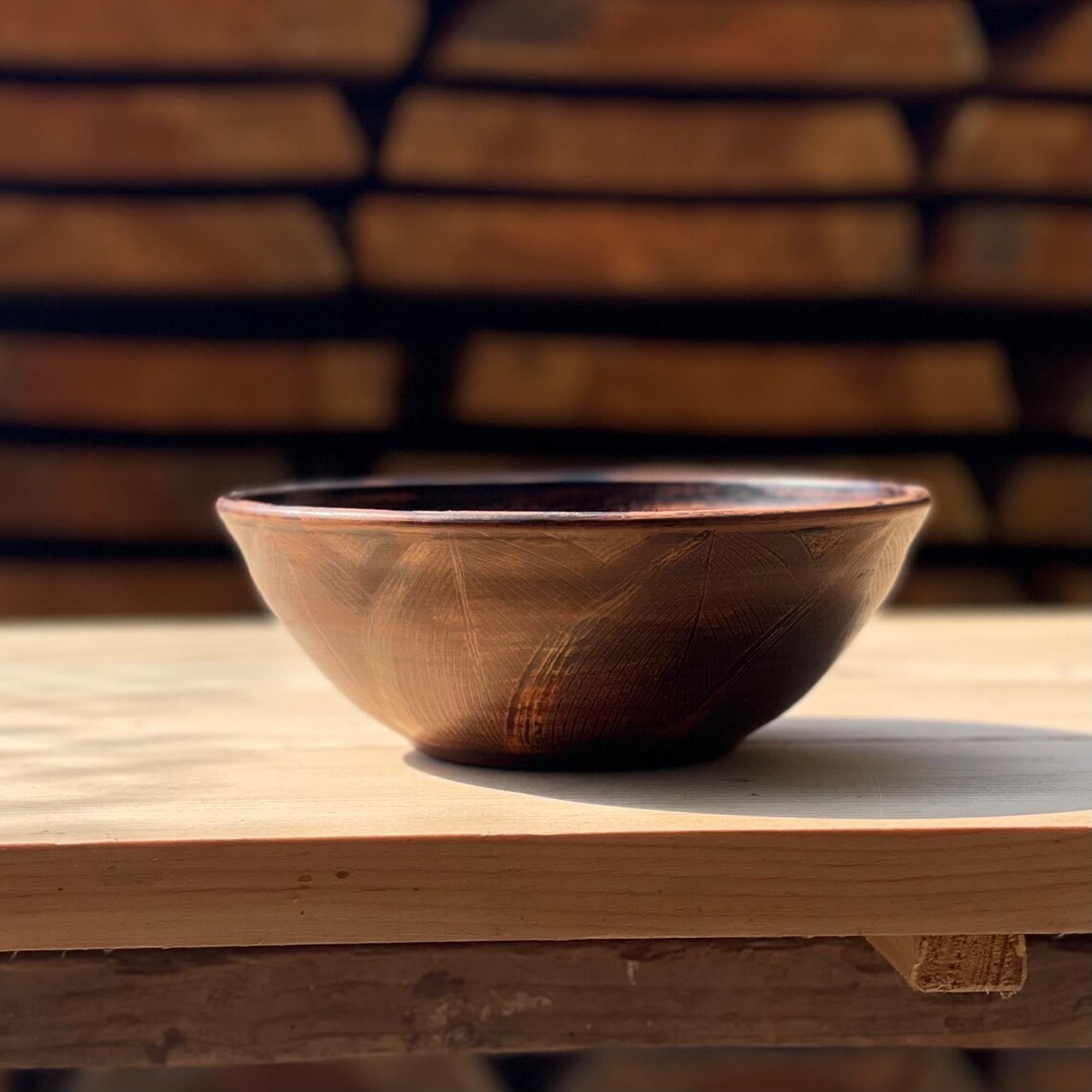 Миска молочно-вощена з орнаментом 2 л