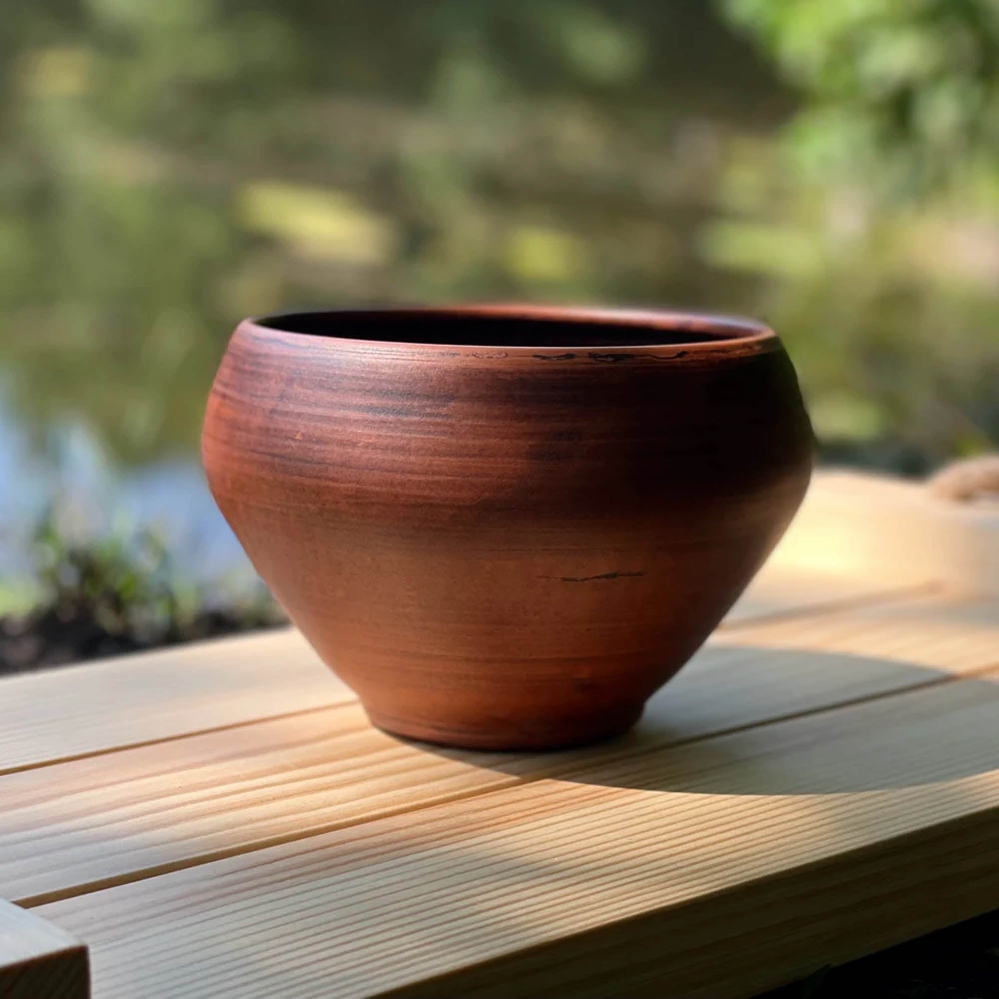 Миска ЗАКРИТА, молочно-полив'яна