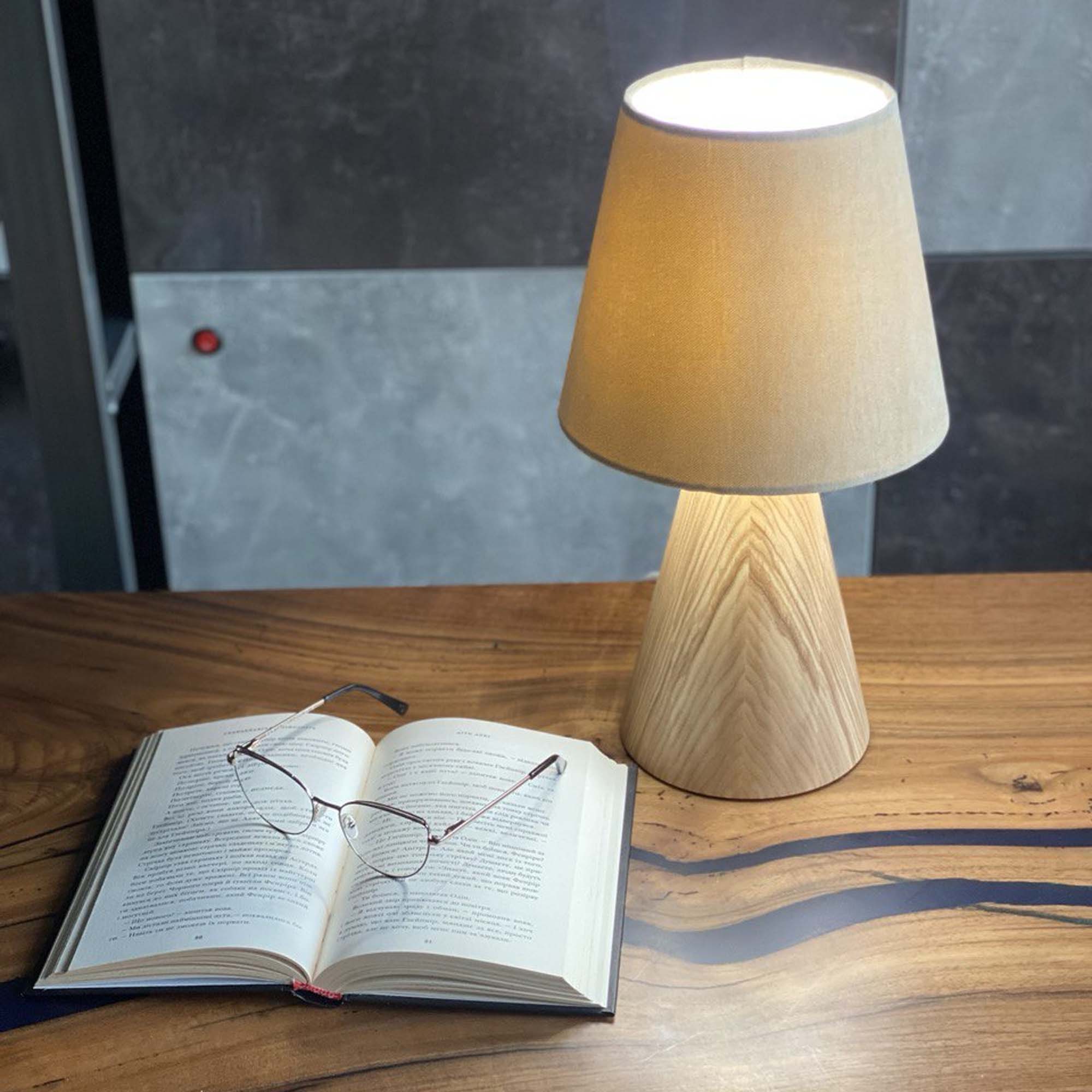 Настільний світильник ITERNA HOLMEN - зображення 2