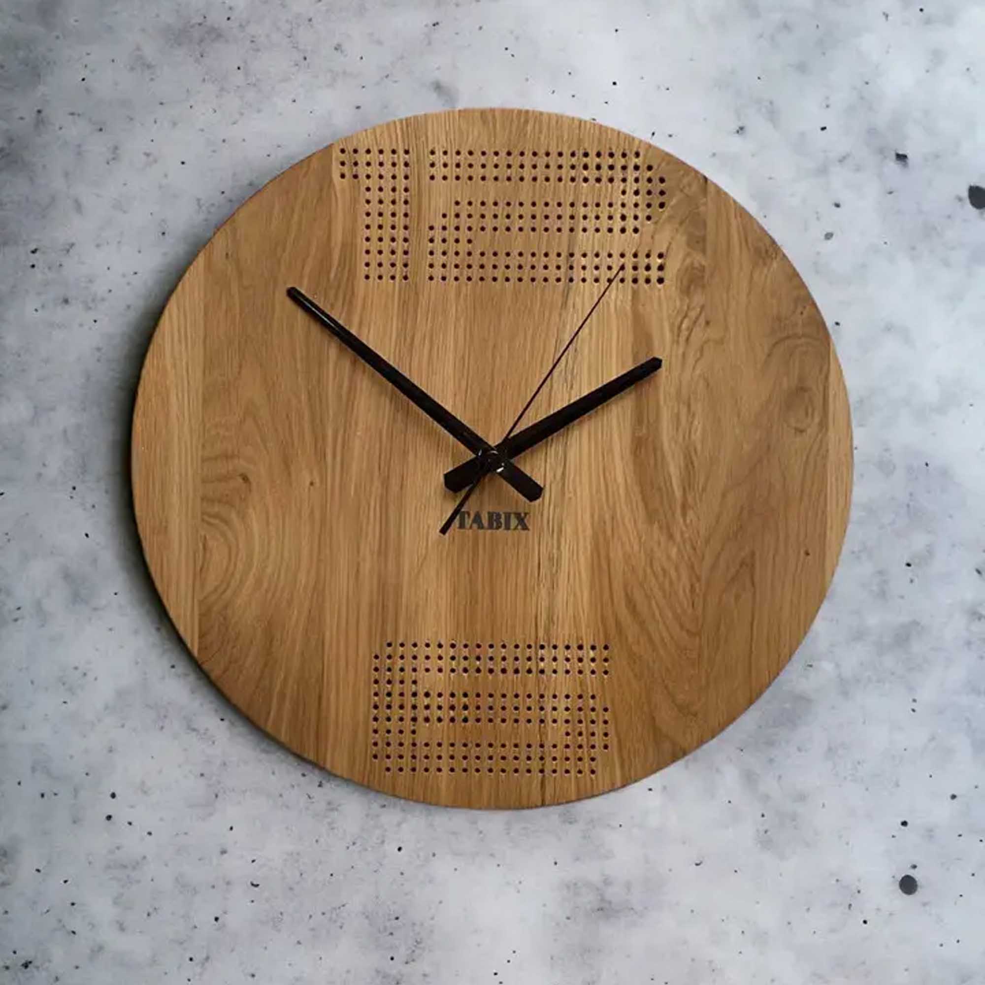 Настінний годинник MINIMALIST, дубовий - зображення 1