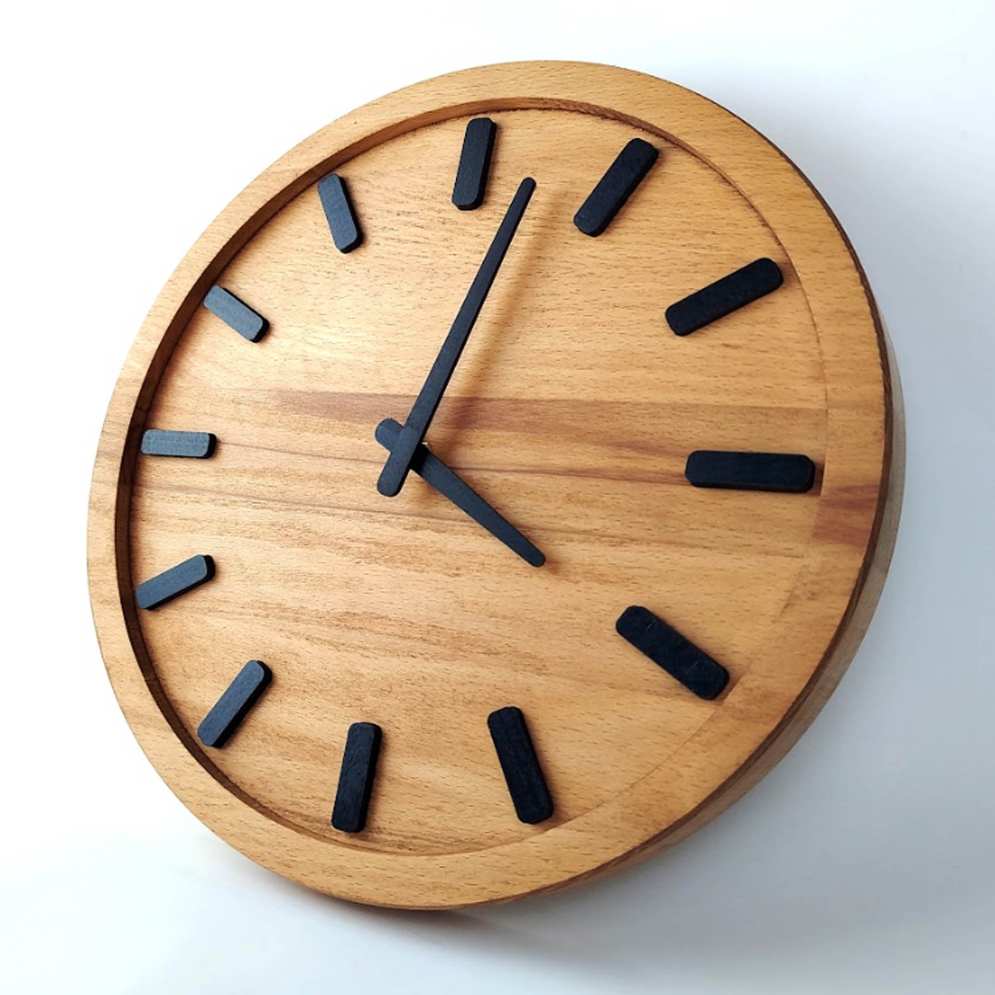 Настінний годинник WOODEN VI з дерева