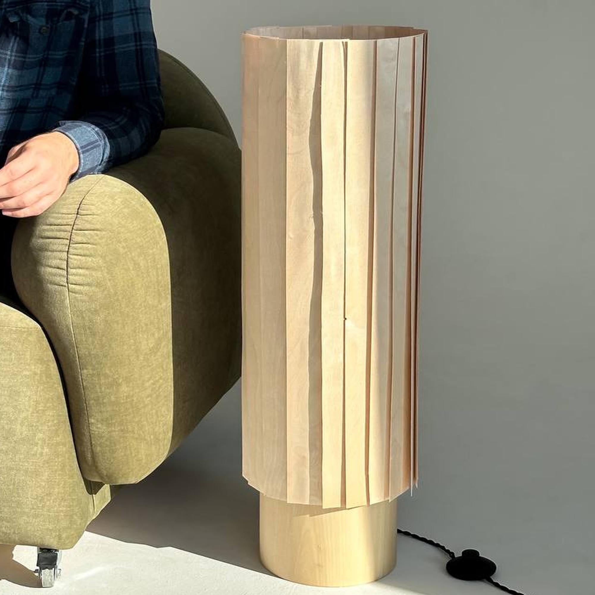 Підлоговий торшер PLISSE WOOD