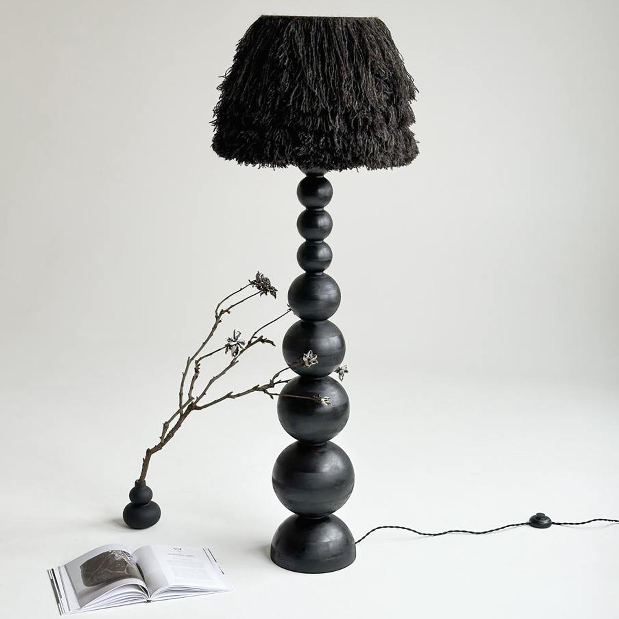 Підлоговий торшер WABI