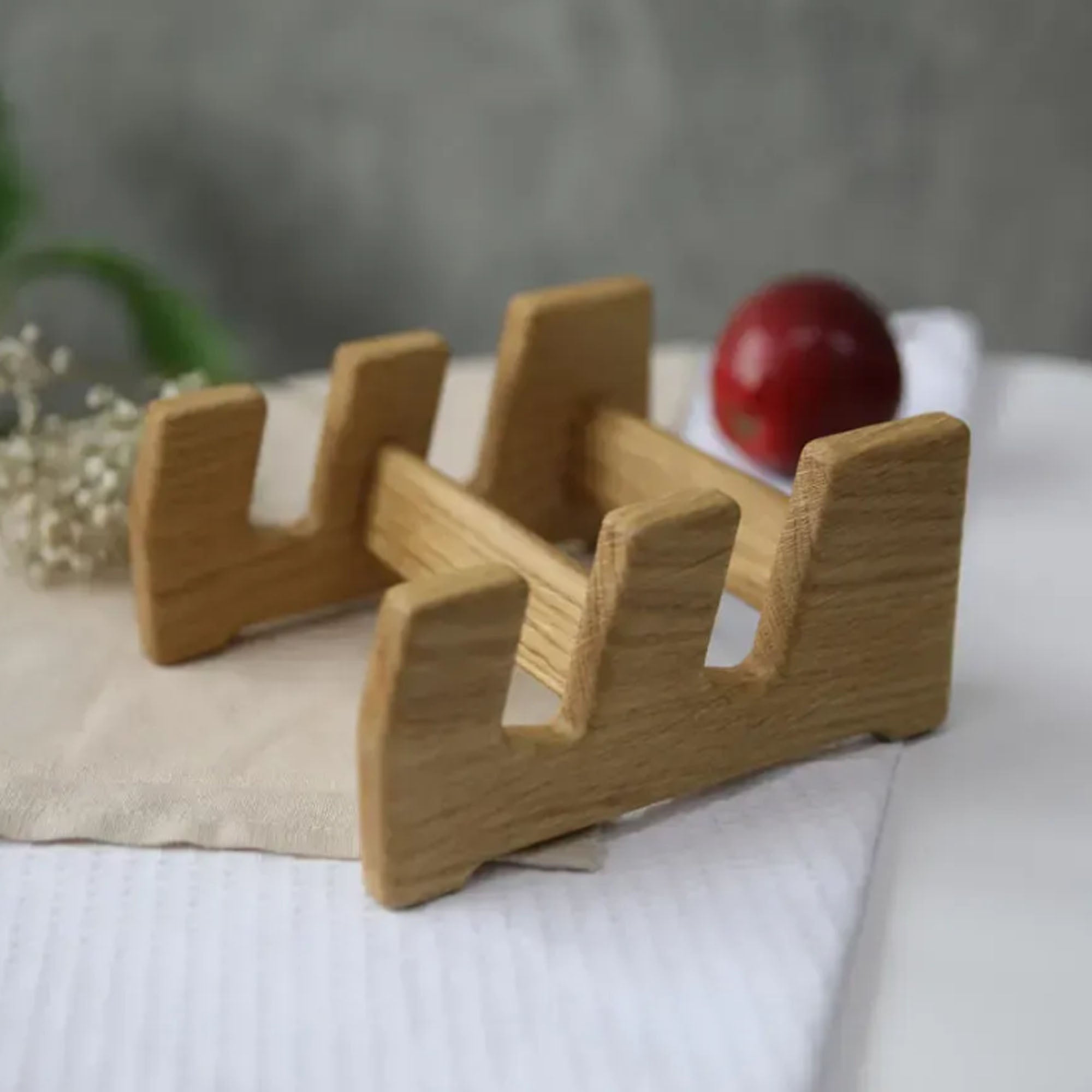 Підставка для дошки з дерева