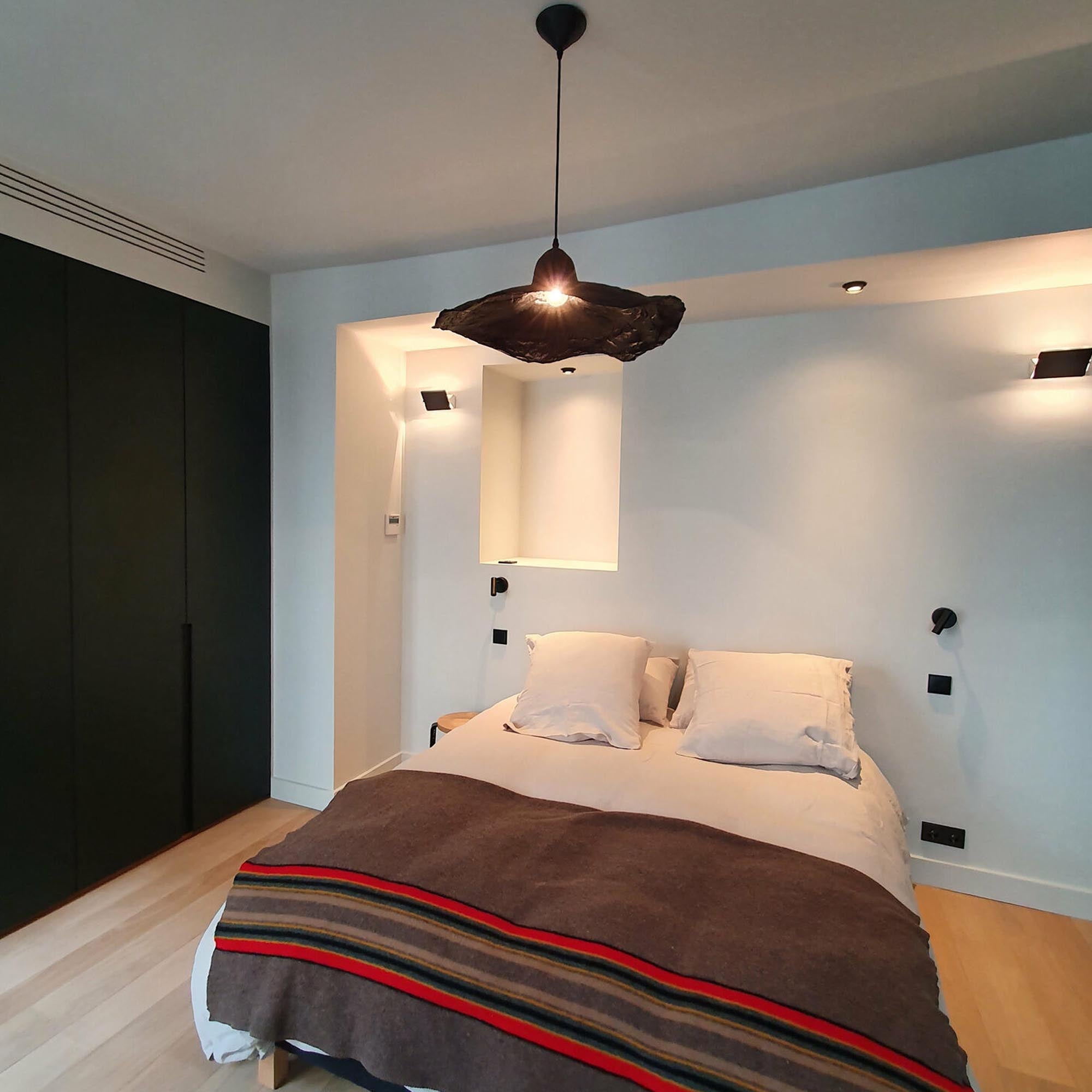 Підвісний світильник КАПЕЛЮХ з підсиленого пап'є-маше, 60 см - зображення 2