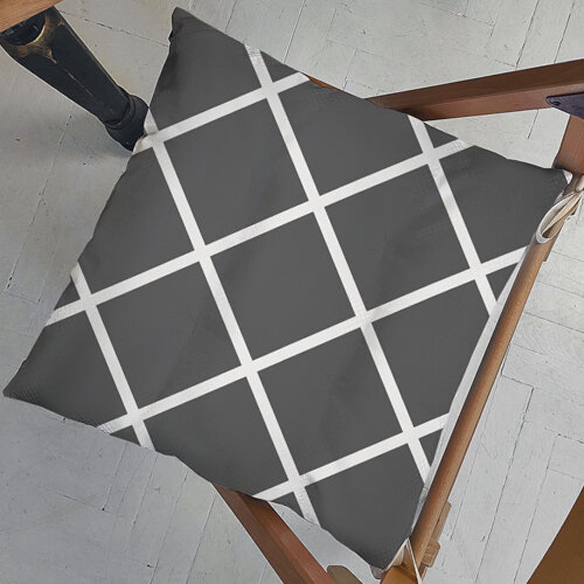 Подушка на стілець КЛІТКА НА СІРОМУ ТЛІ із зав'язками - зображення 1