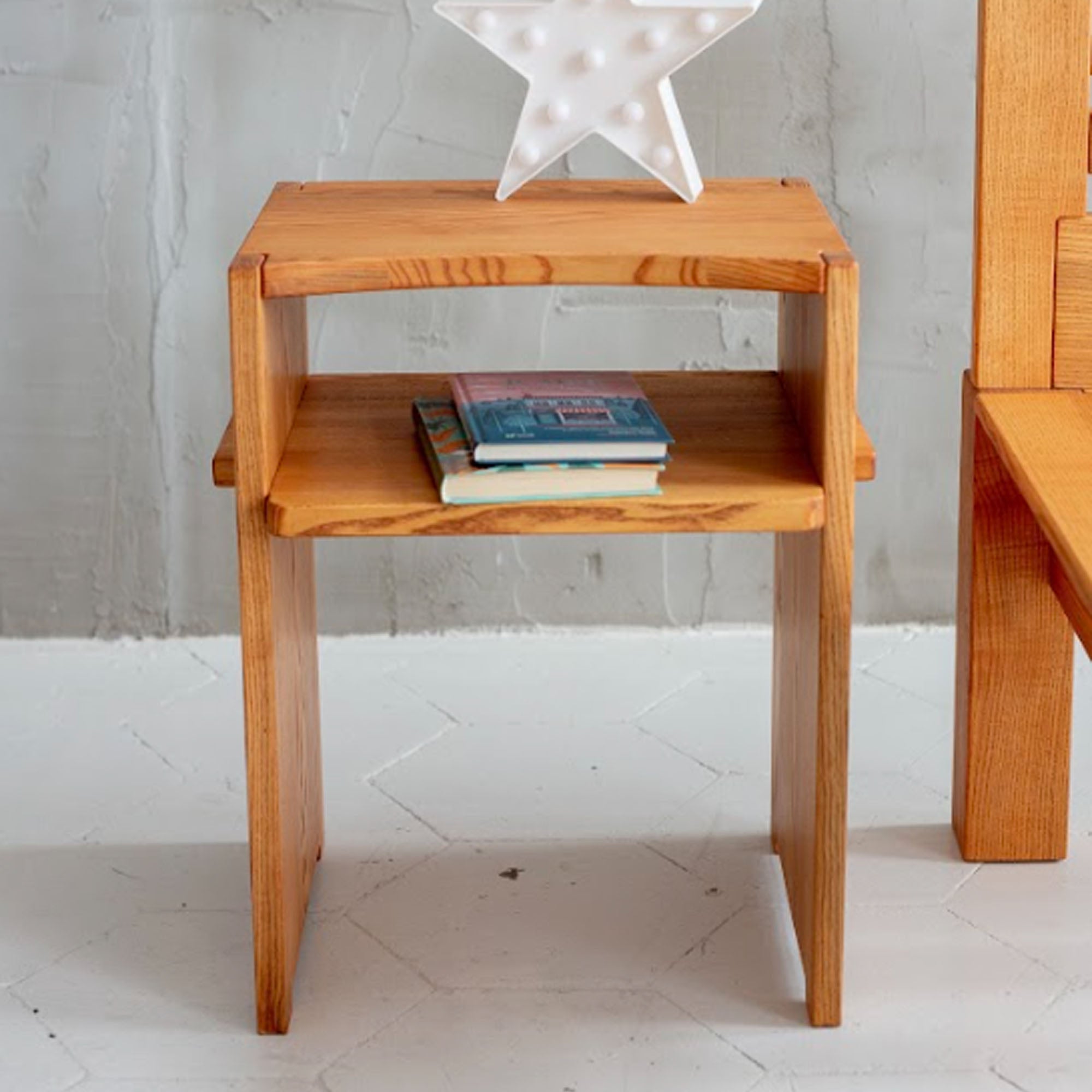 Приліжкова тумба КОСКО ЛЕЙС Р-2