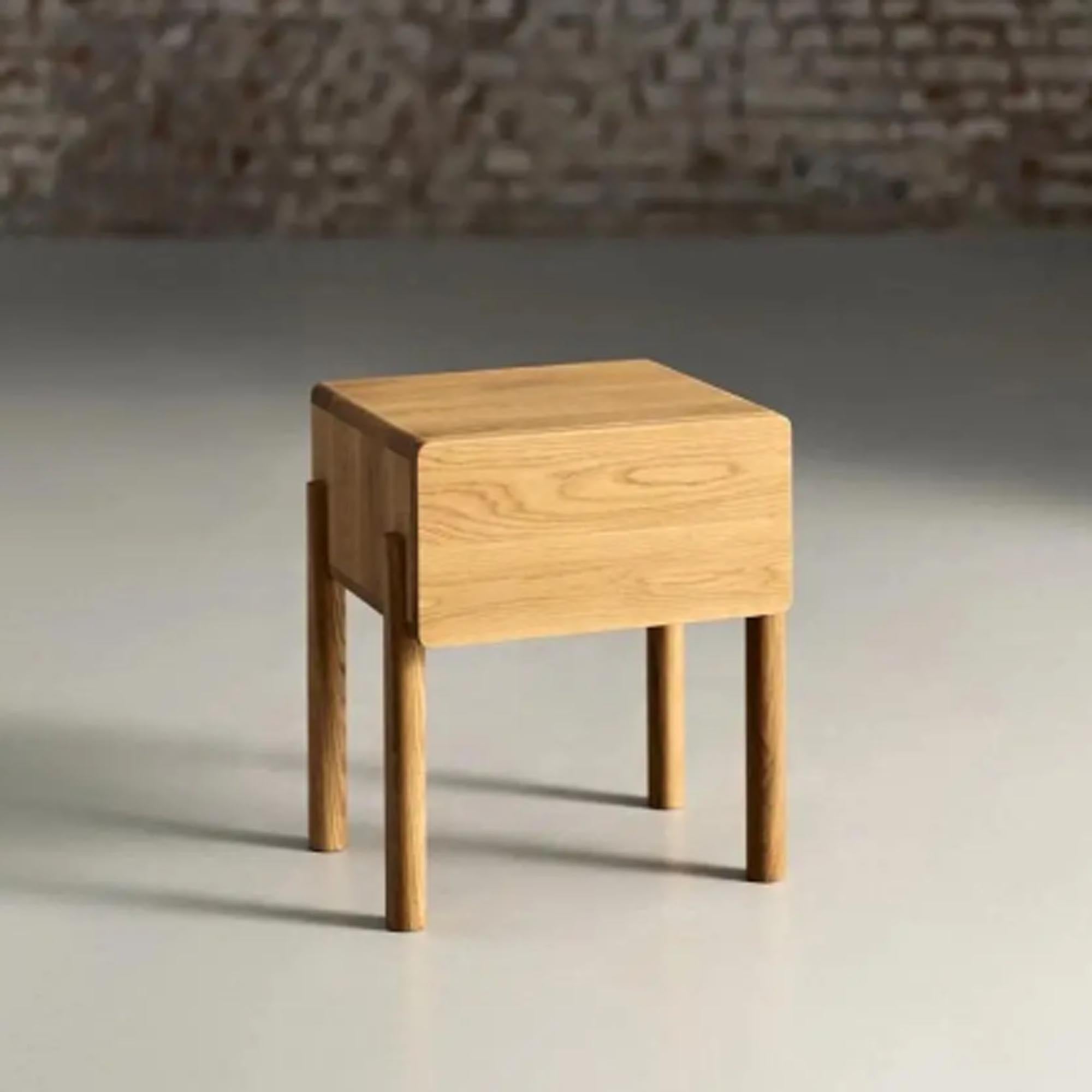 Приліжкова тумба WELL PRO, дуб