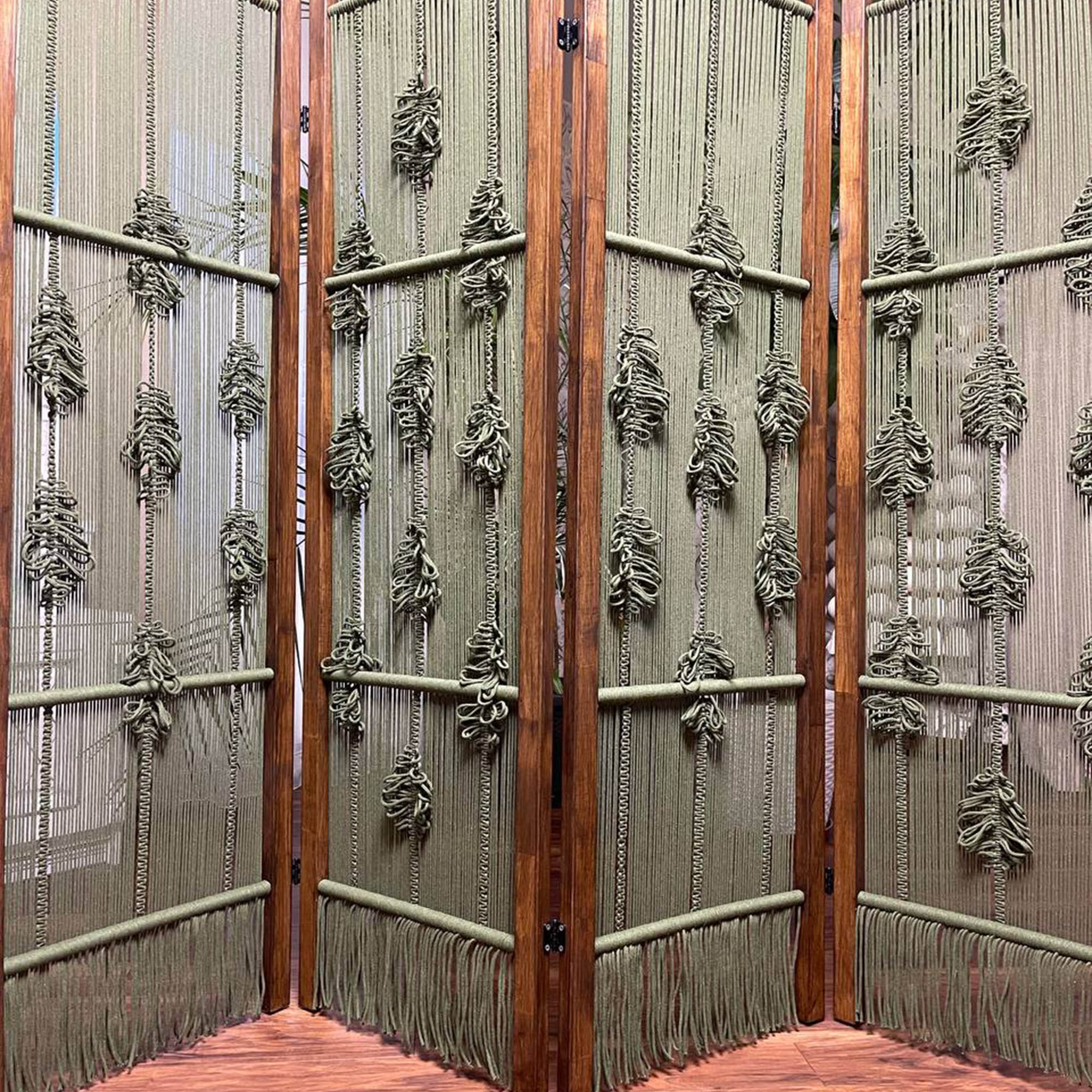 Ширма дерев'яна, гачкована