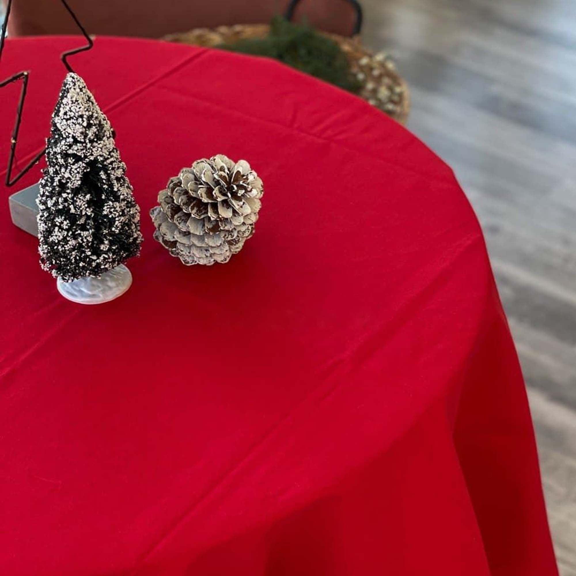 Скатертина RED, непромокаюча - зображення 2