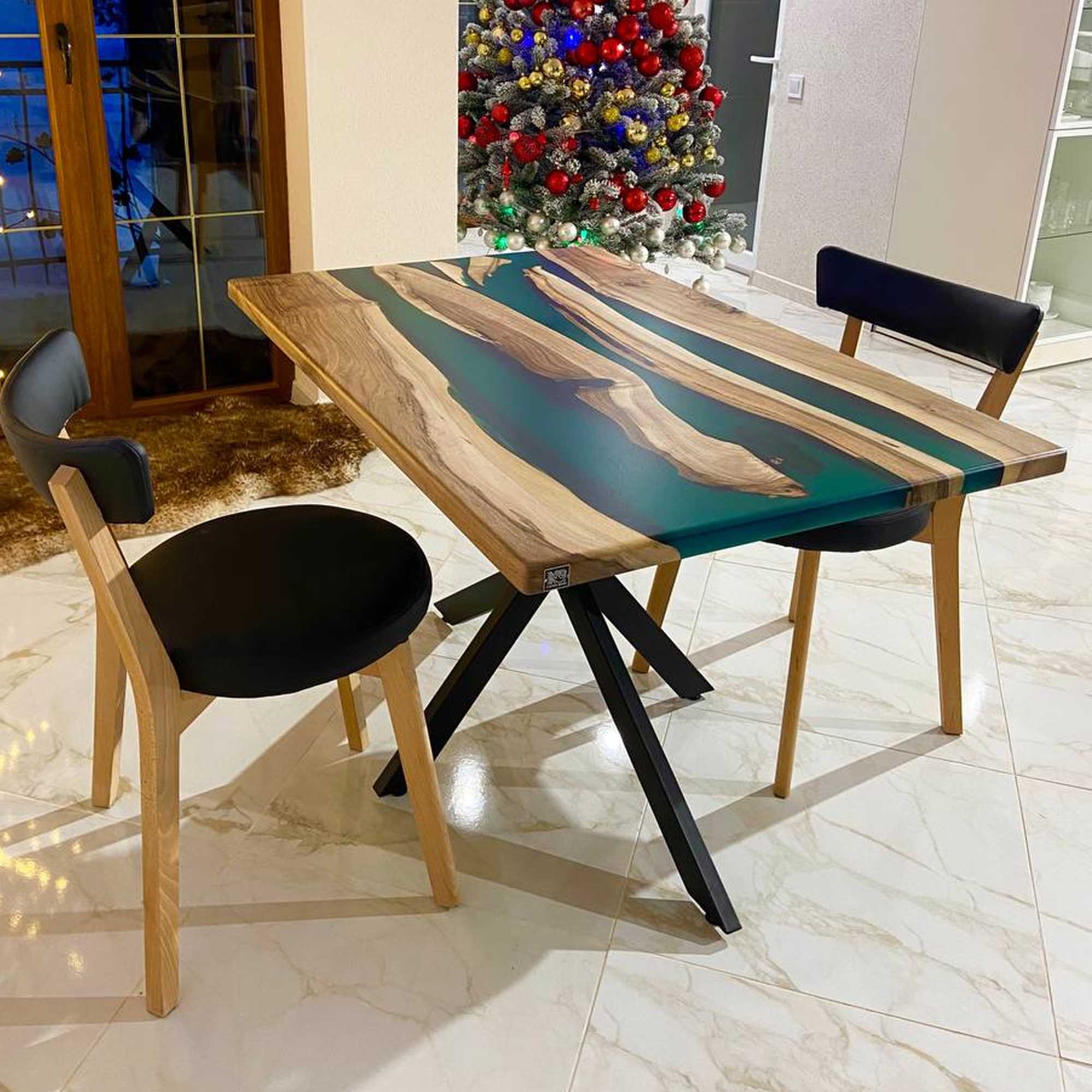 Стіл РІКА, на 4 особи прямокутний з горіха та епоксидної смоли - зображення 1