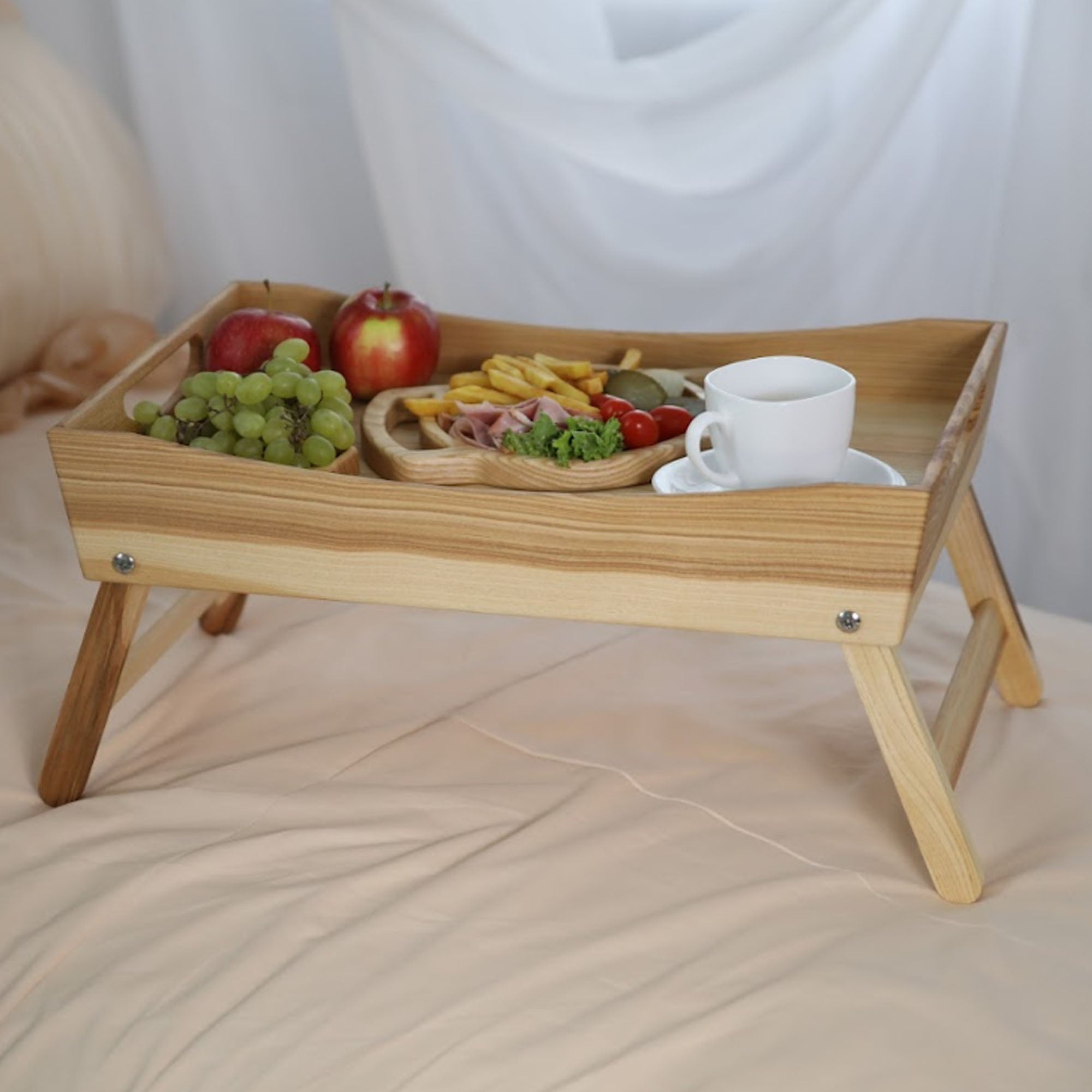 Столик для сніданку НІЖНІСТЬ з дерева