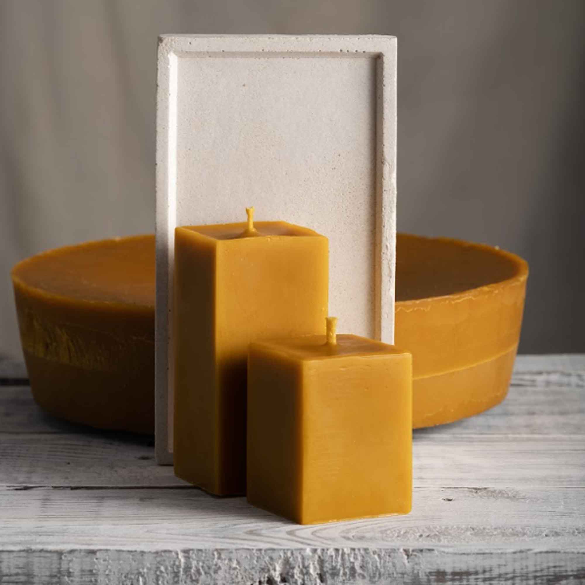 Свічка КВАДРАТ з натурального воску