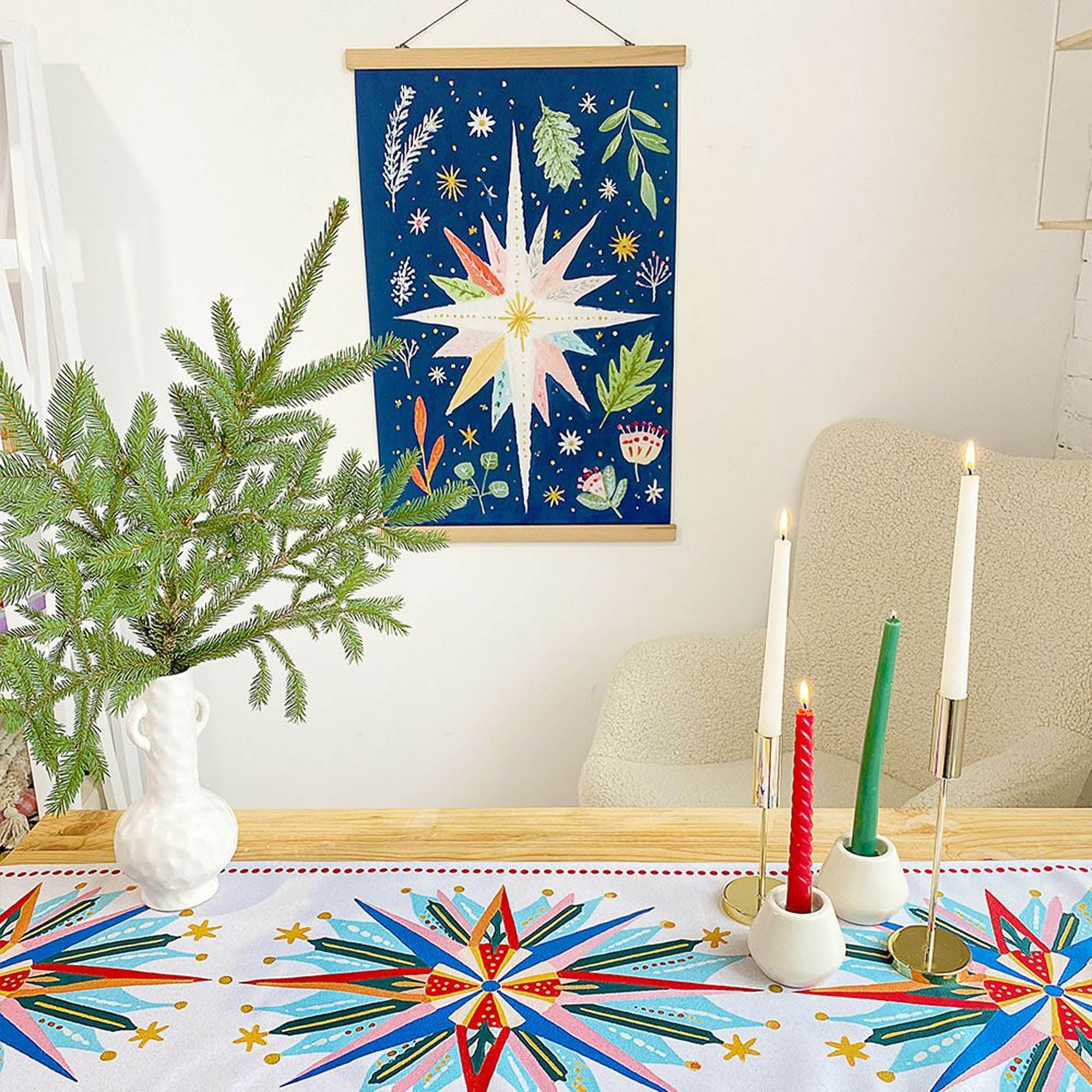 Тканинний постер на стіну РІЗДВЯНА ЗІРКА НА СИНЬОМУ ФОНІ