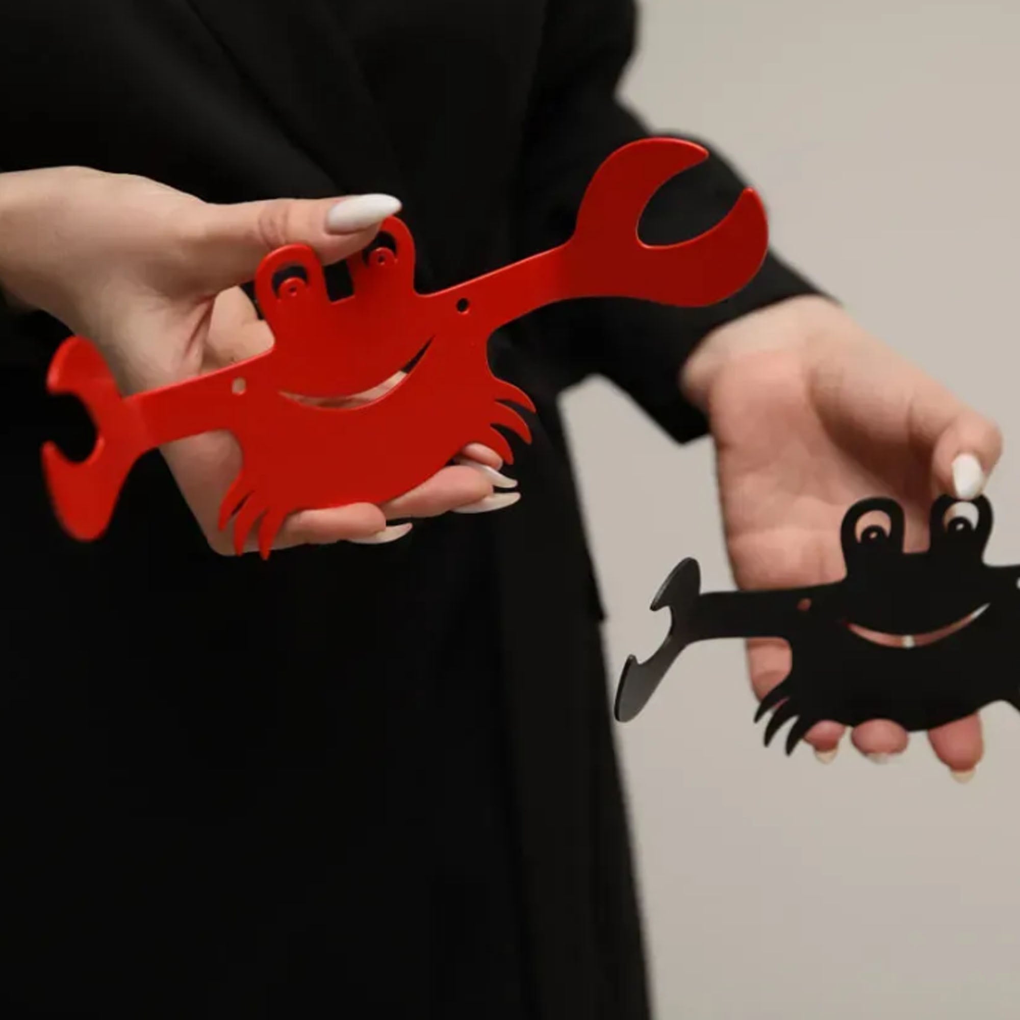 Вішалка дитяча КРАБ, металева