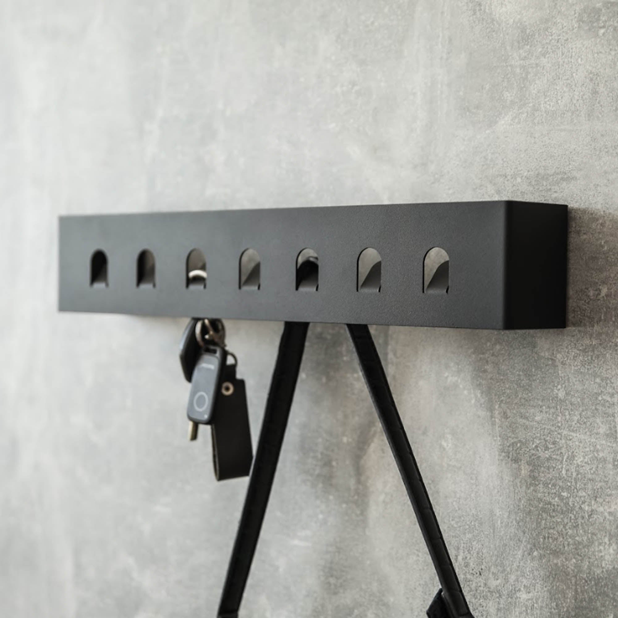 Вішалка G-SHAPED, металева