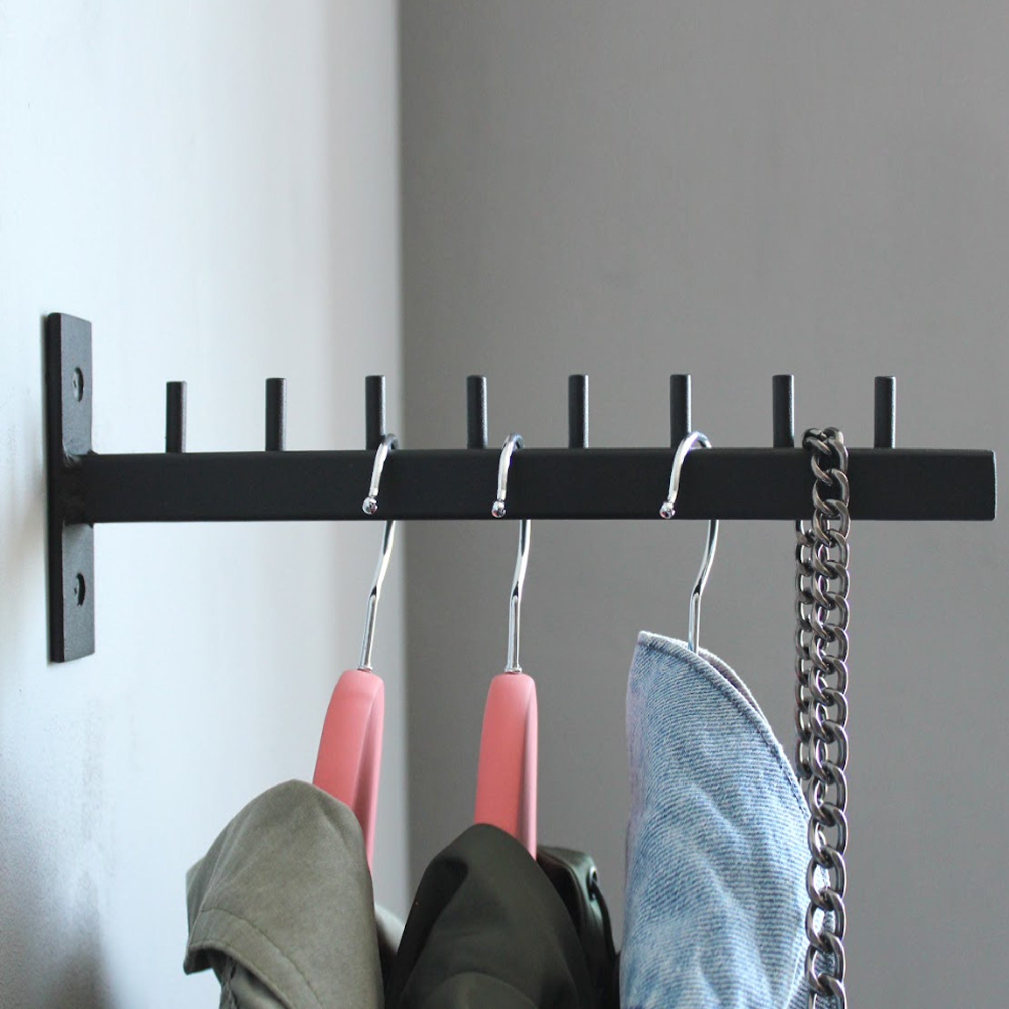 Вішалка SPECIAL для одягу