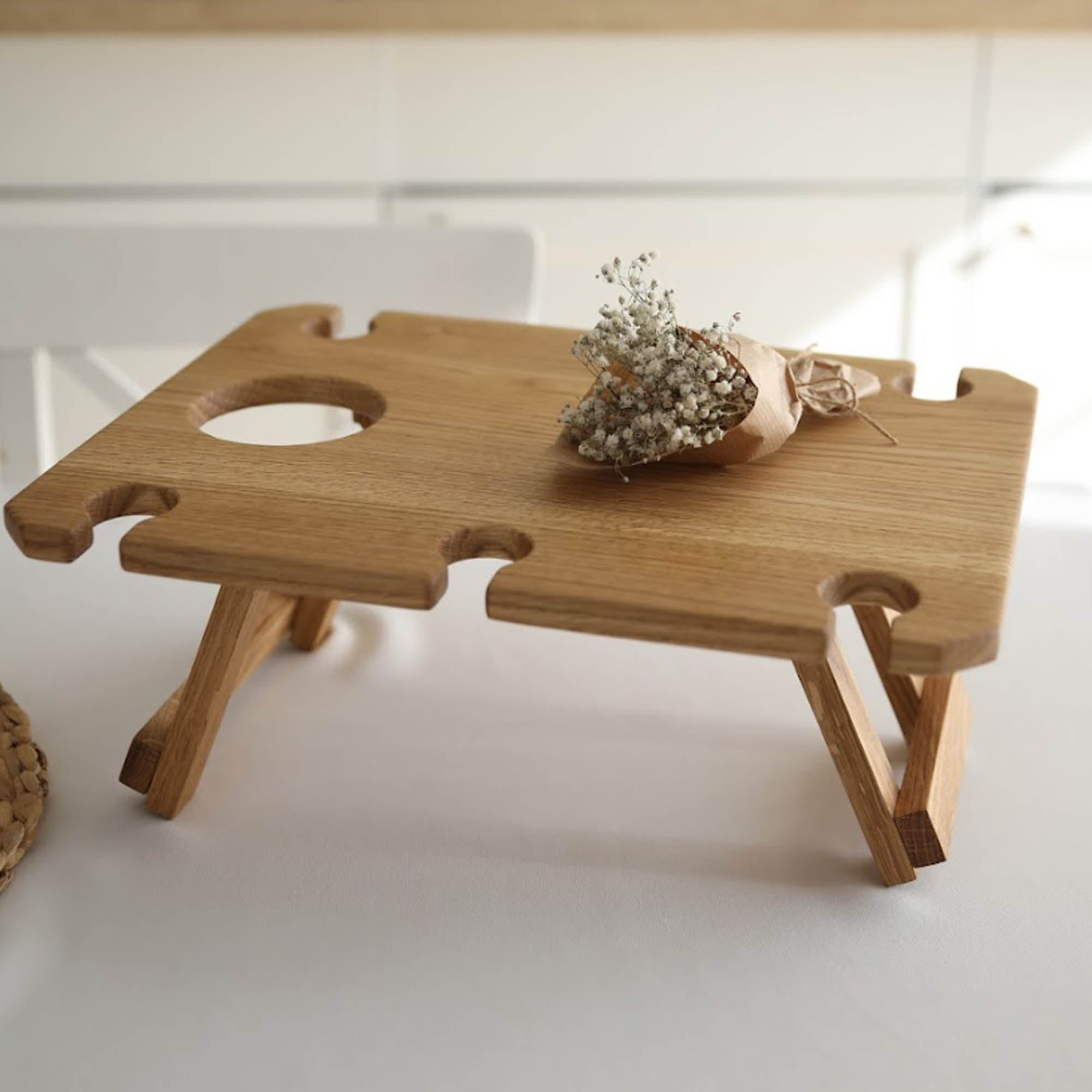 Винний столик КЕМПІНГ на 6 келихів