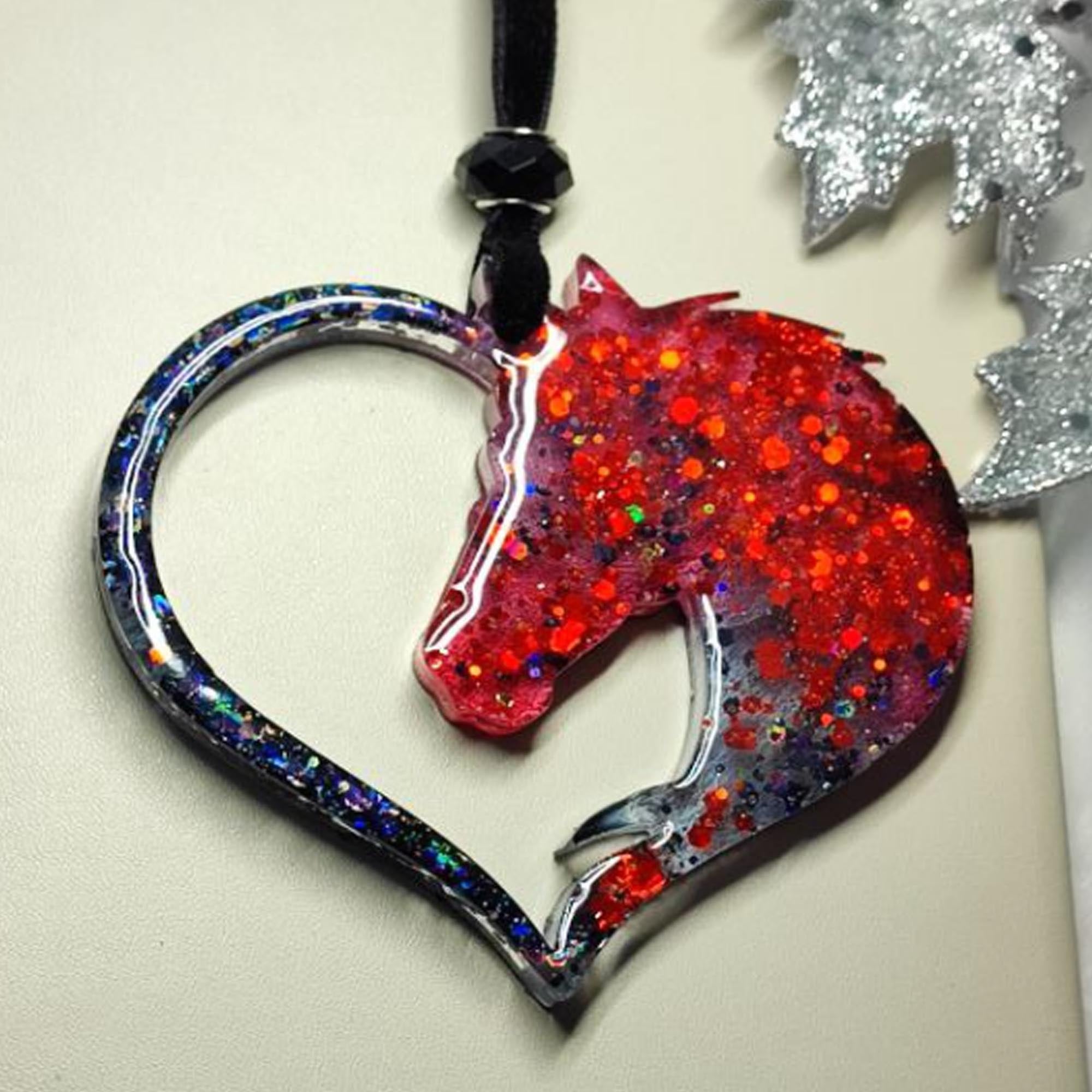 Елочная игрушка ЛОШАДЬ III, из эпоксидной смолы