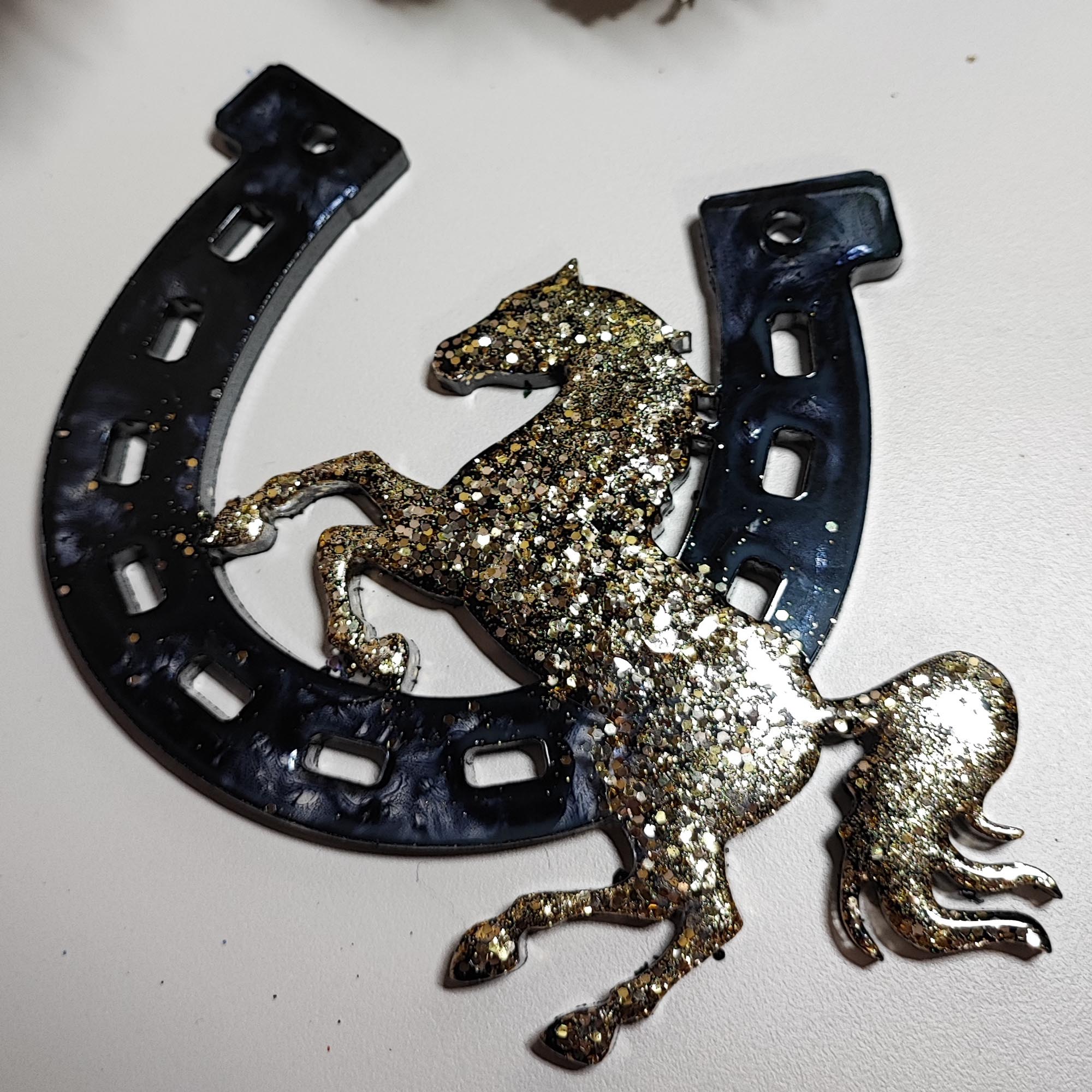 Ялинкова іграшка КІНЬ VI, з епоксидної смоли