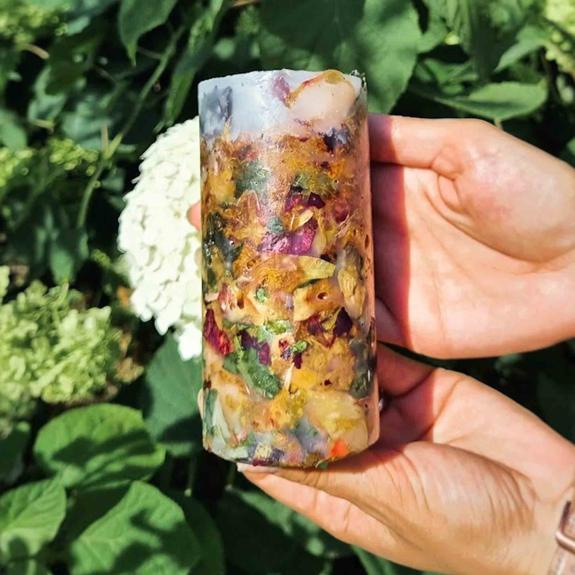 Свічка з міксом сухоцвітів - зображення 2