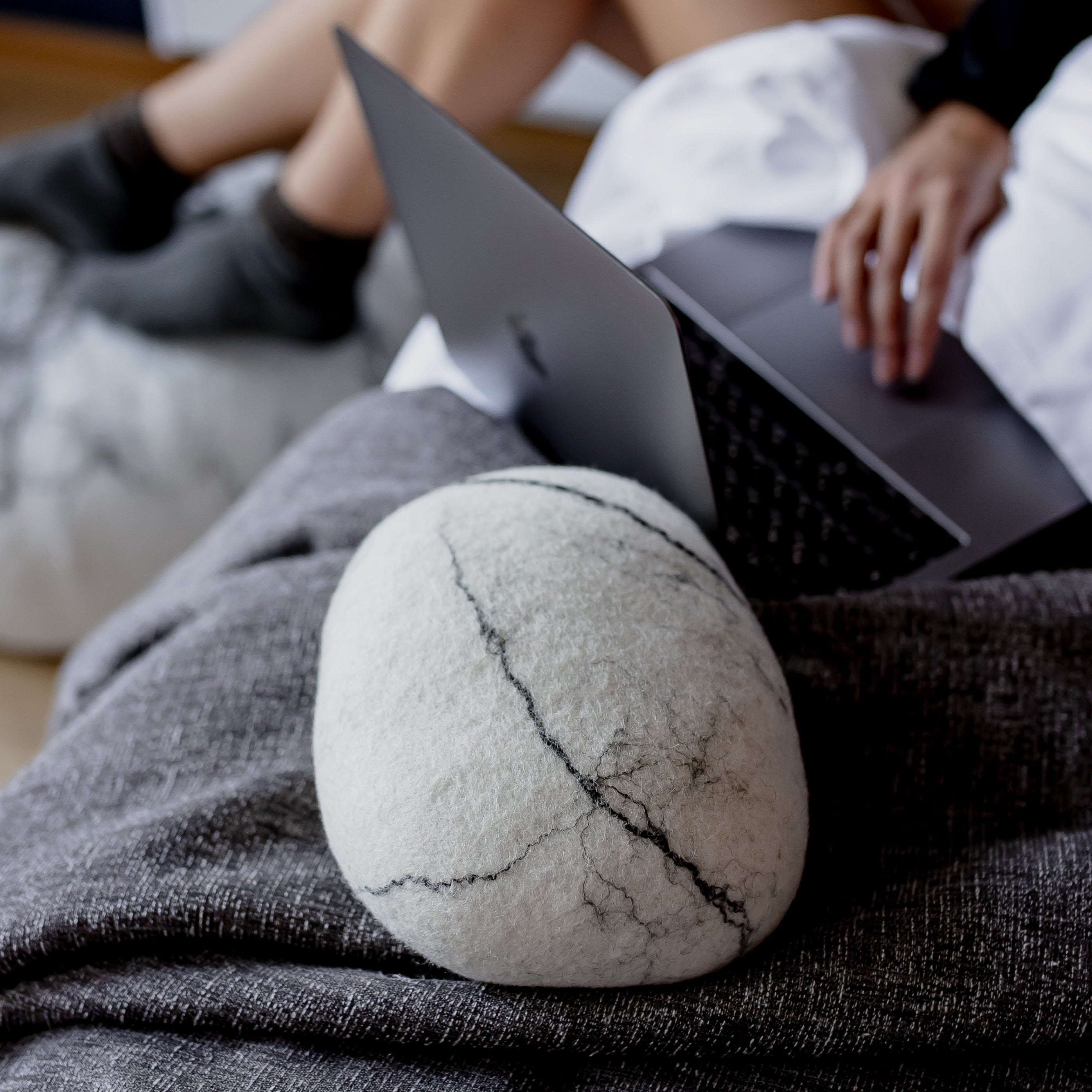 Камінь-пуф EVORA з вовни - зображення 2