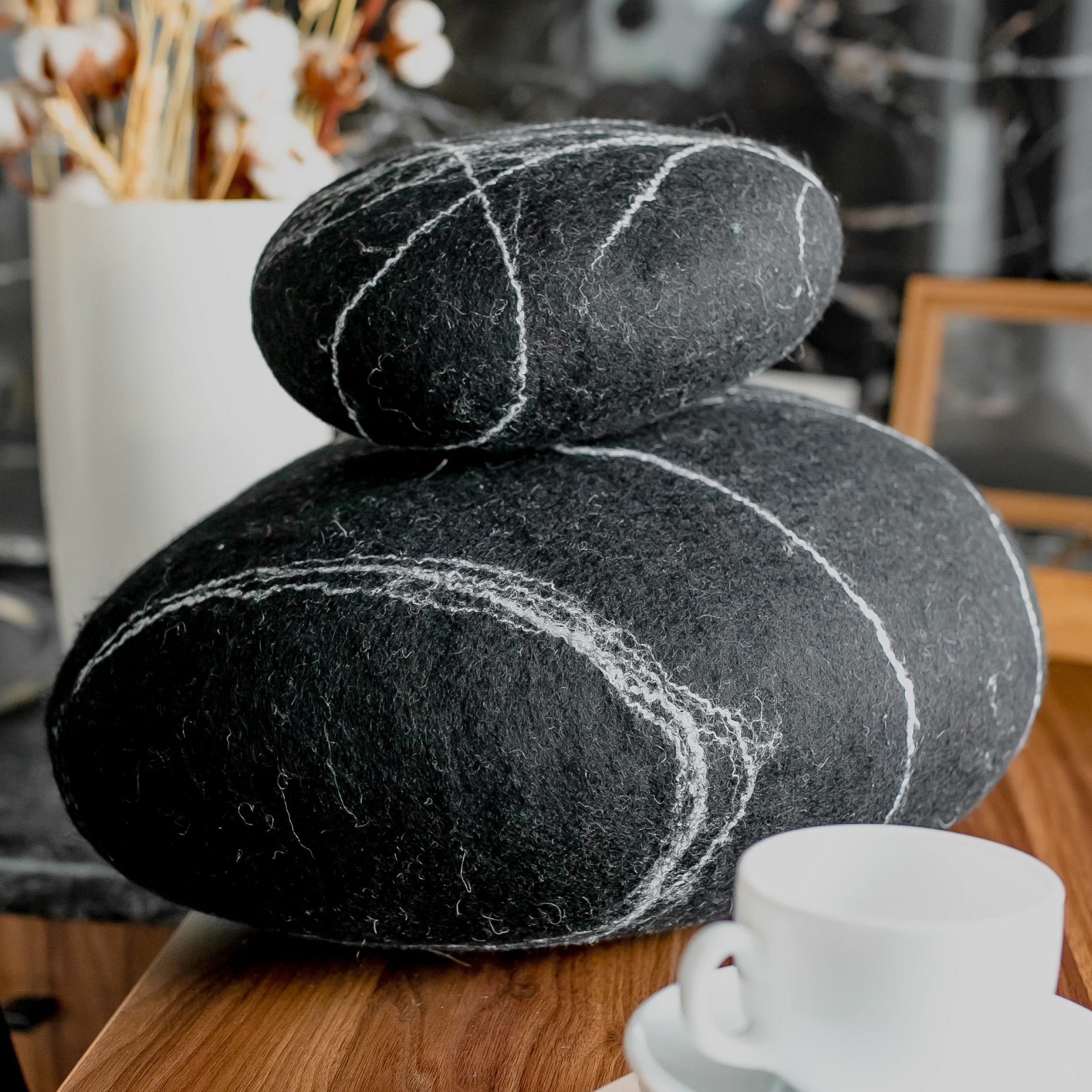 Камінь-пуф TURUA з вовни - зображення 2