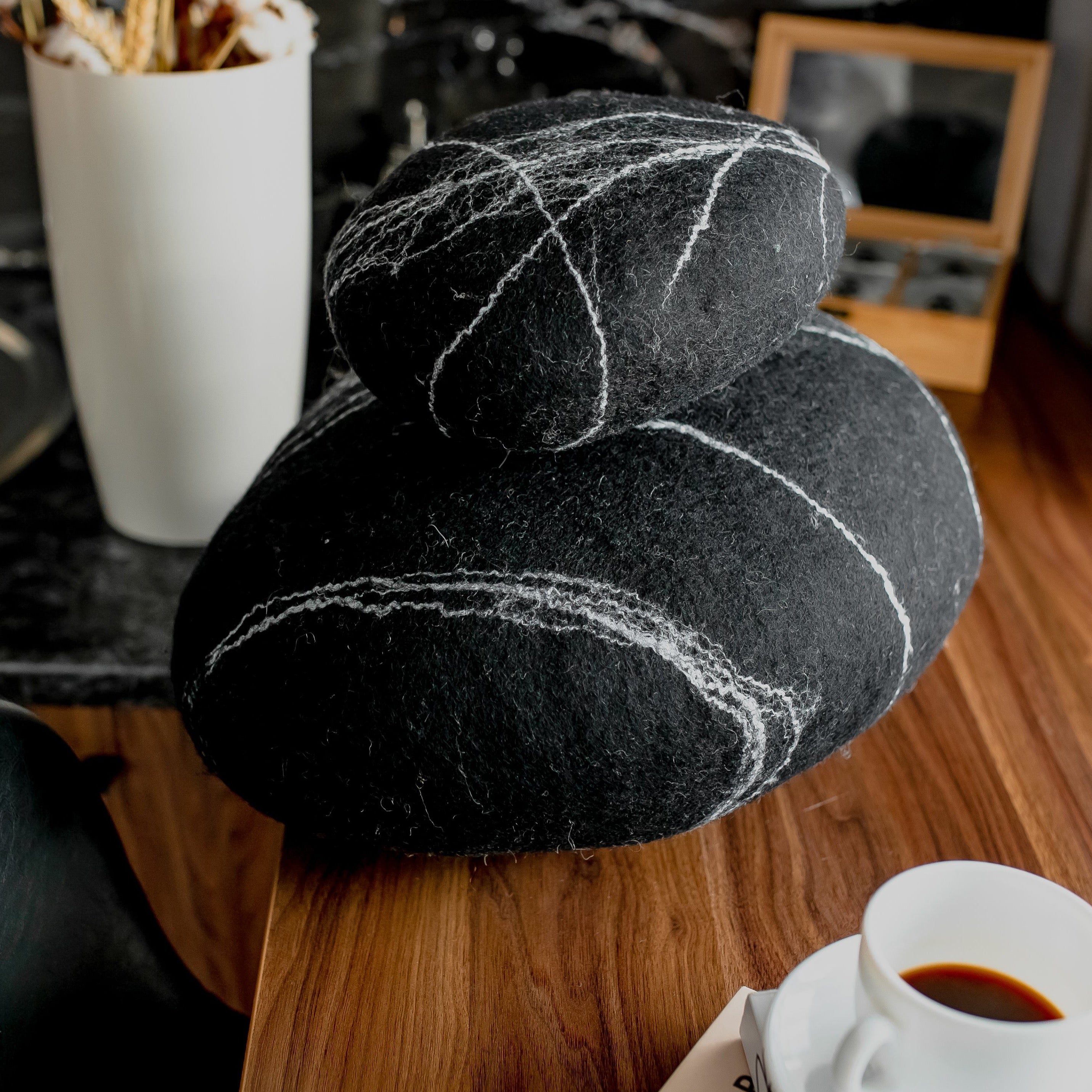 Камінь-пуф AVEBURY з вовни - зображення 2