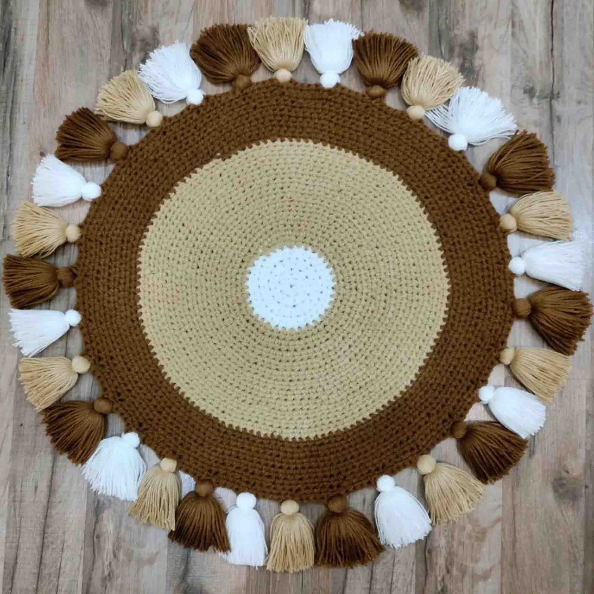 Килим з бубонами, капучіно - зображення 1