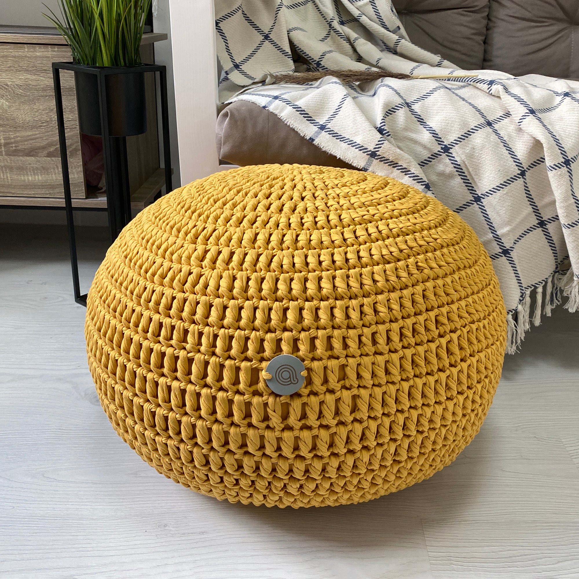 В’язаний пуф MODERN, ручної роботи - зображення 2