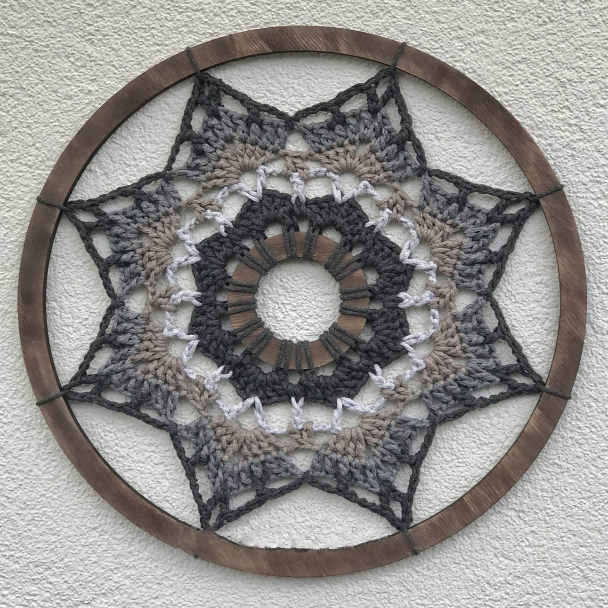 Панно 32 см, ажурне, бавовняне