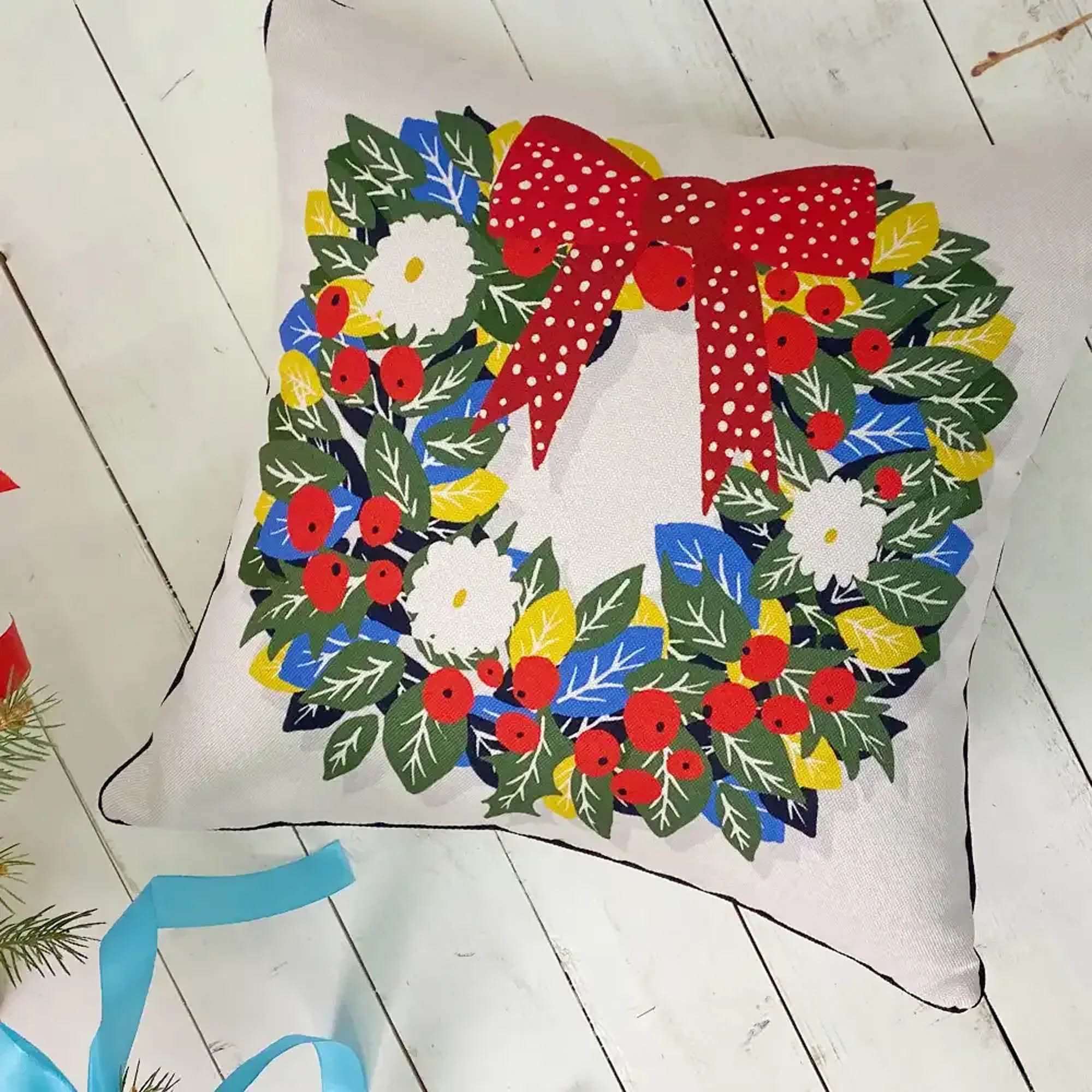 Подушка декоративная РОЖДЕСТВЕНСКИЙ ВЕНЕЦ