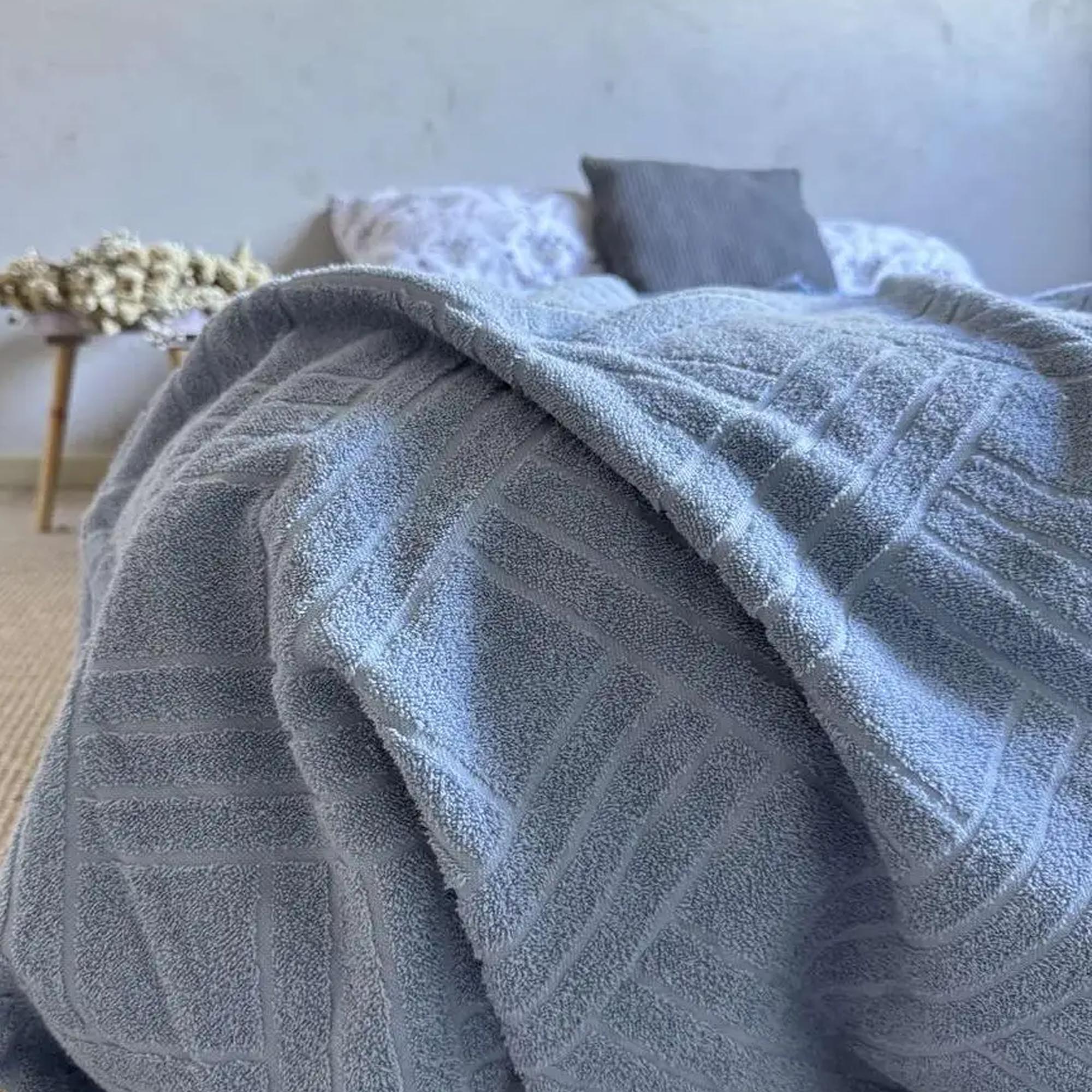 Покривало махрове PALERMO, сіро-блакитний