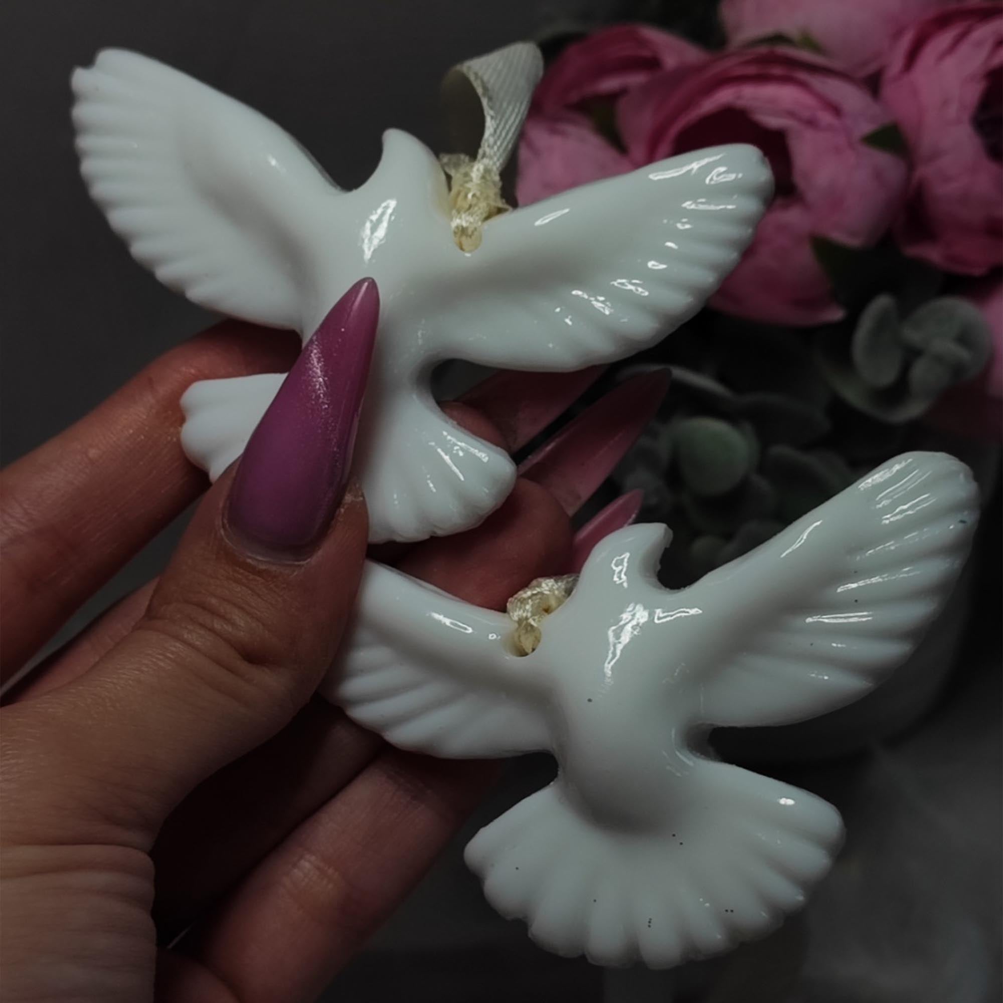 Елочная игрушка ГОЛУБЫ, из эпоксидной смолы