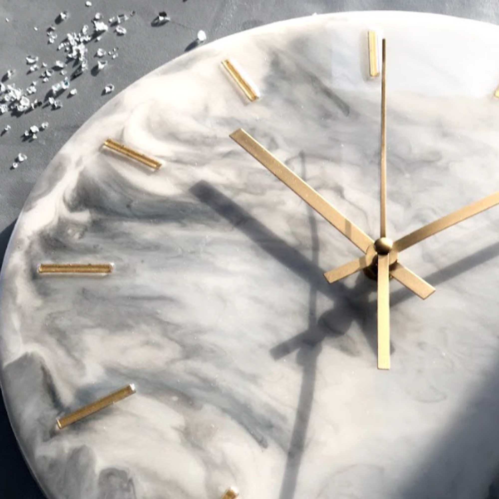 Часы настенный мрамор из эпоксидной смолы