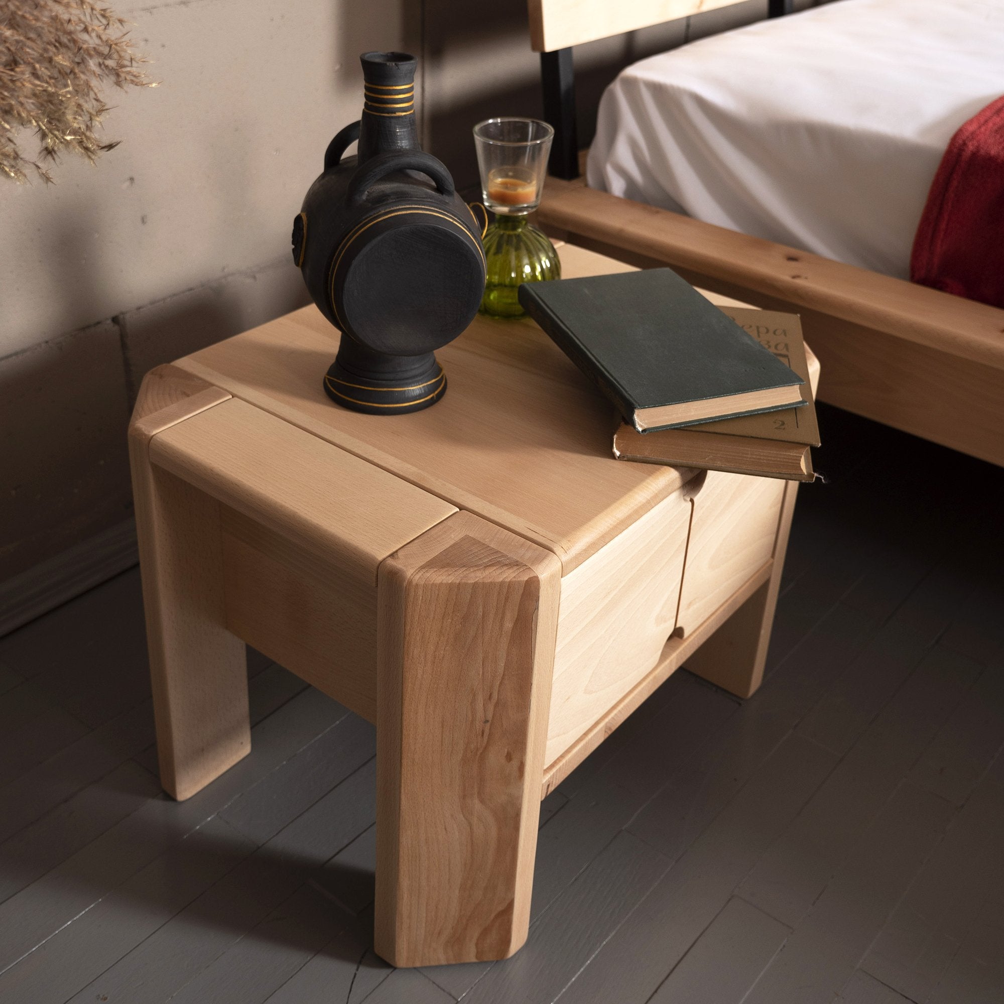 Комплект меблів LOFT натурального кольору, ліжко + 2 приліжкові тумби