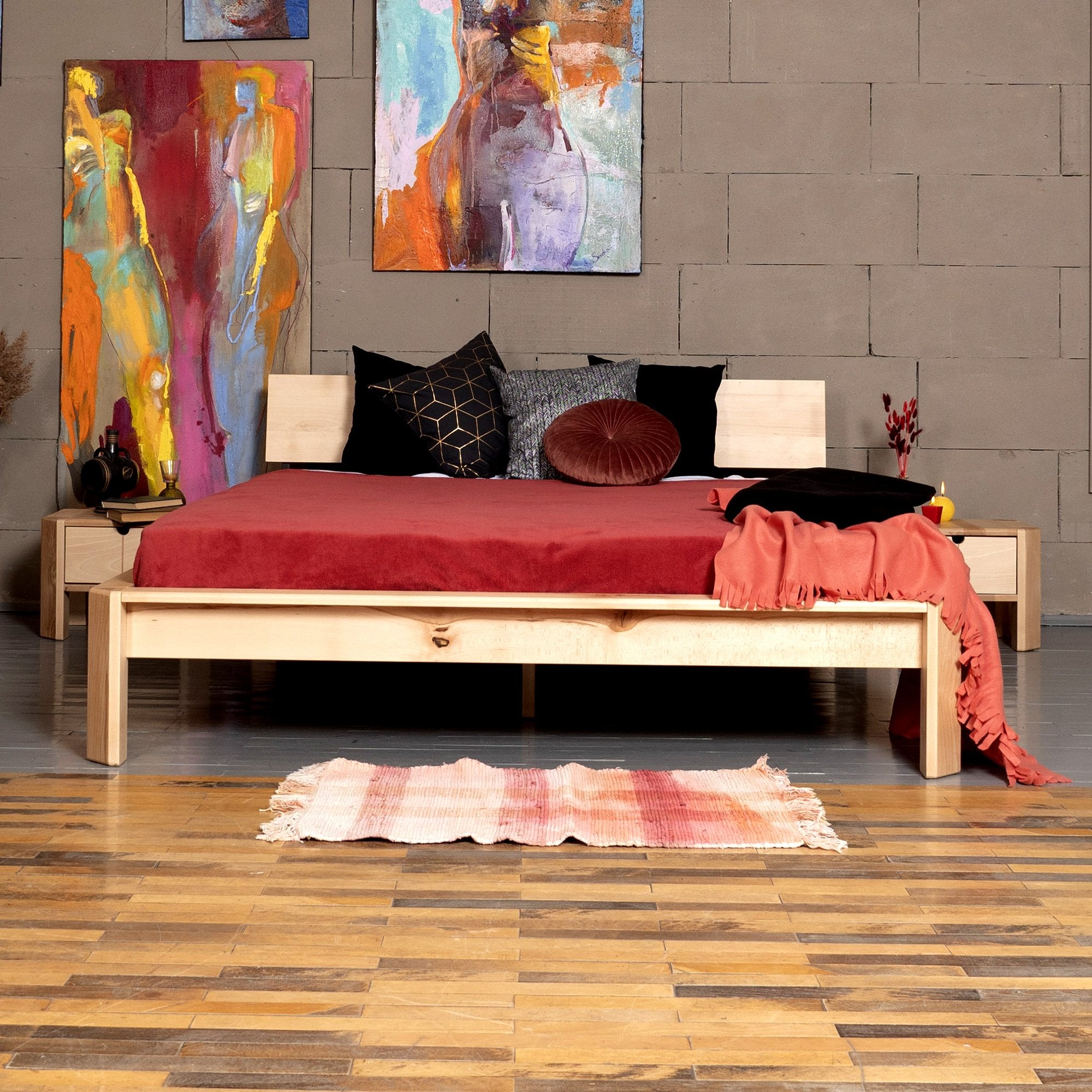Комплект мебели LOFT натурального цвета, кровать + 2 прикроватные тумбы